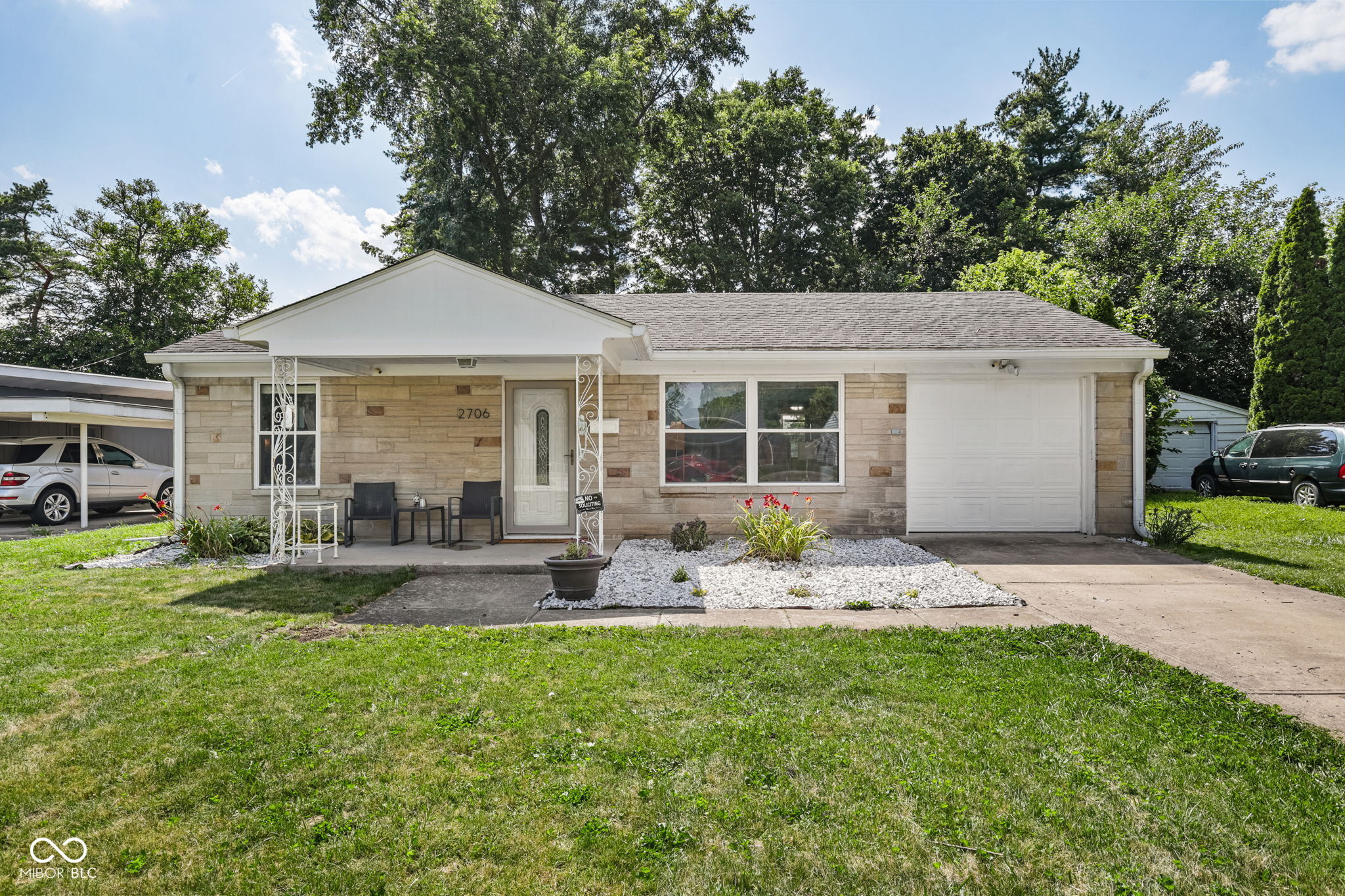 2706 Crystal Drive