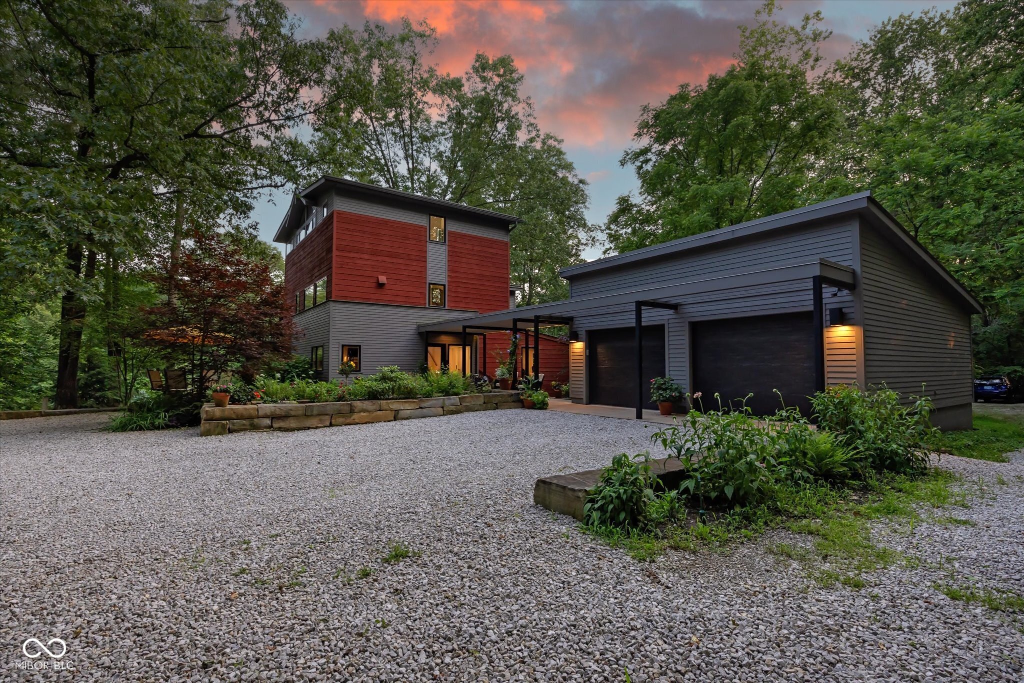7654 N Shilo Road Property Photo 1
