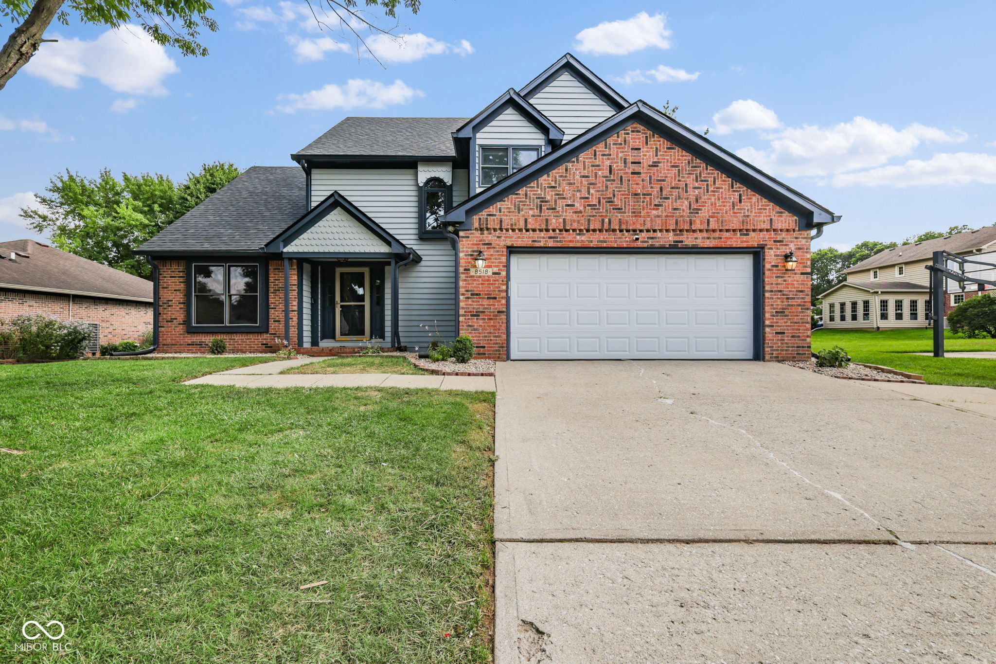 8518 Spend A Buck Drive Property Photo 1