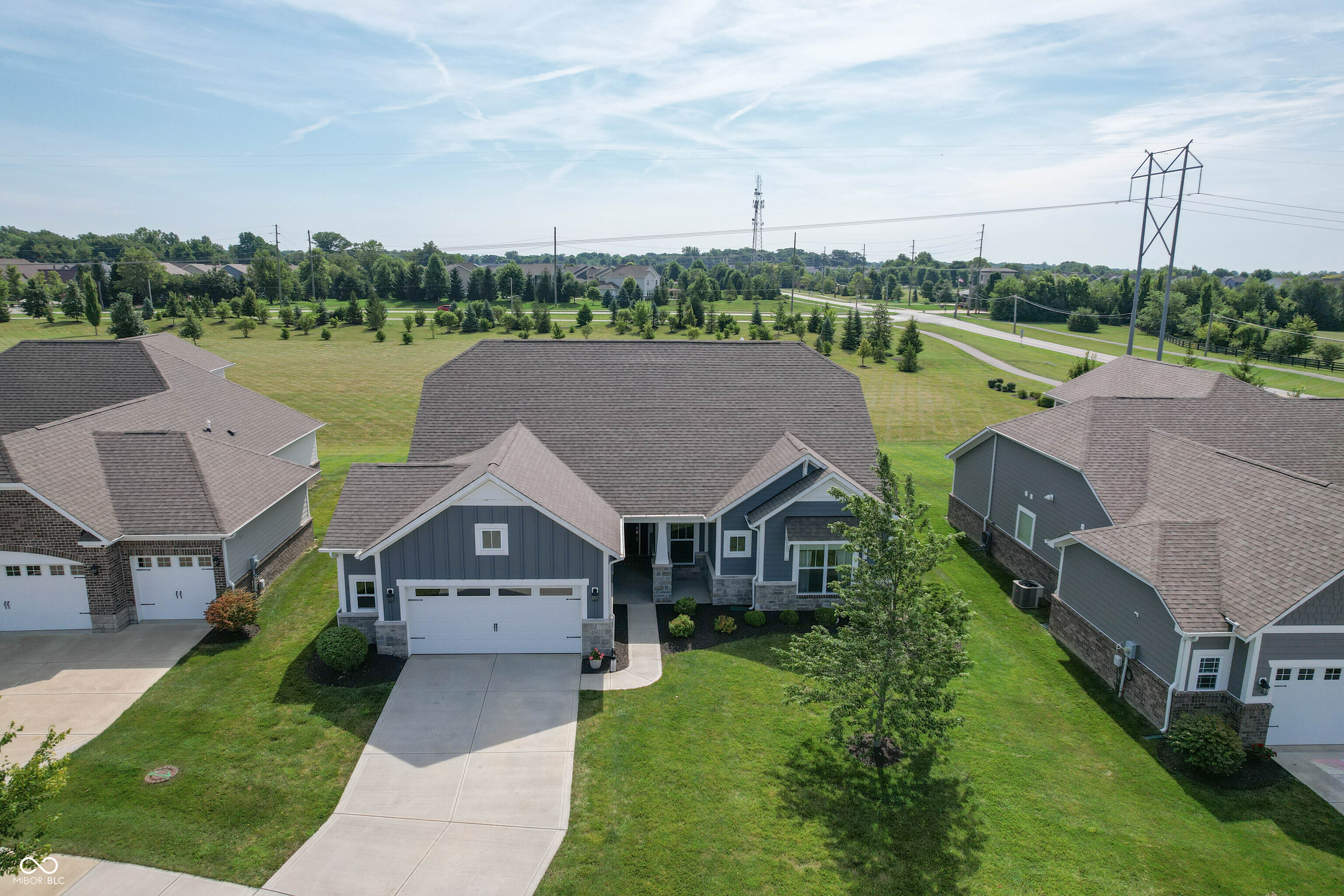 10421 Oxer Drive Property Photo 1