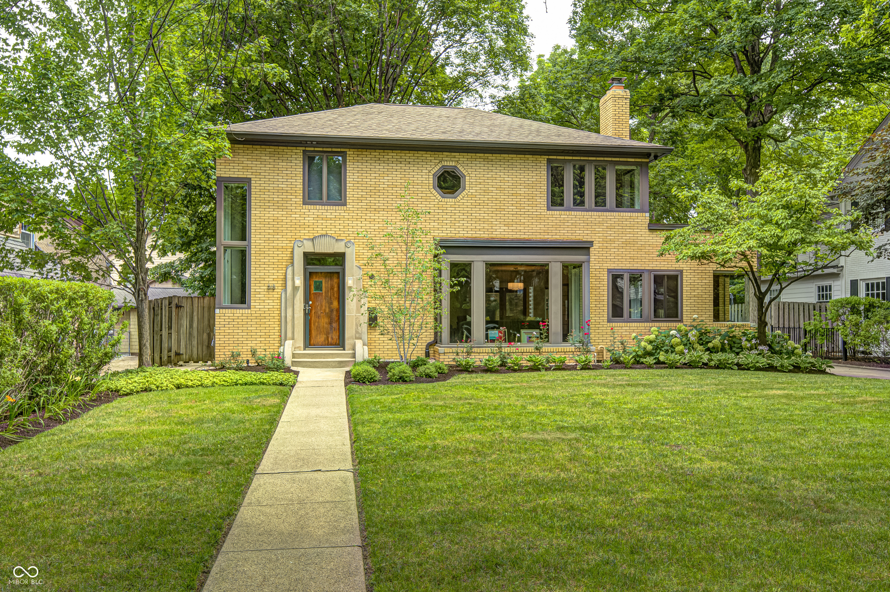 518 Buckingham Drive
