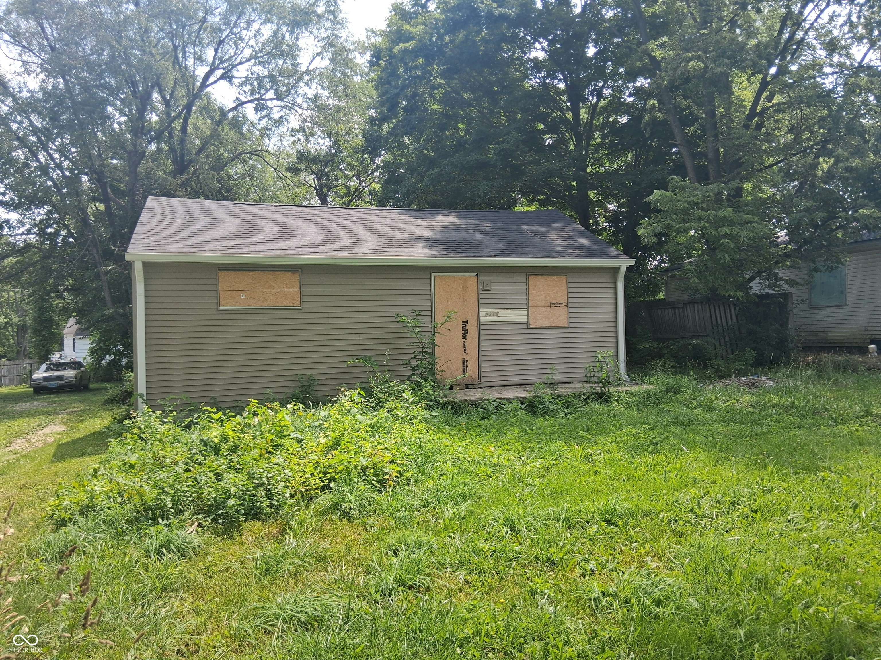 2318 N Wolfe Street Property Photo 1