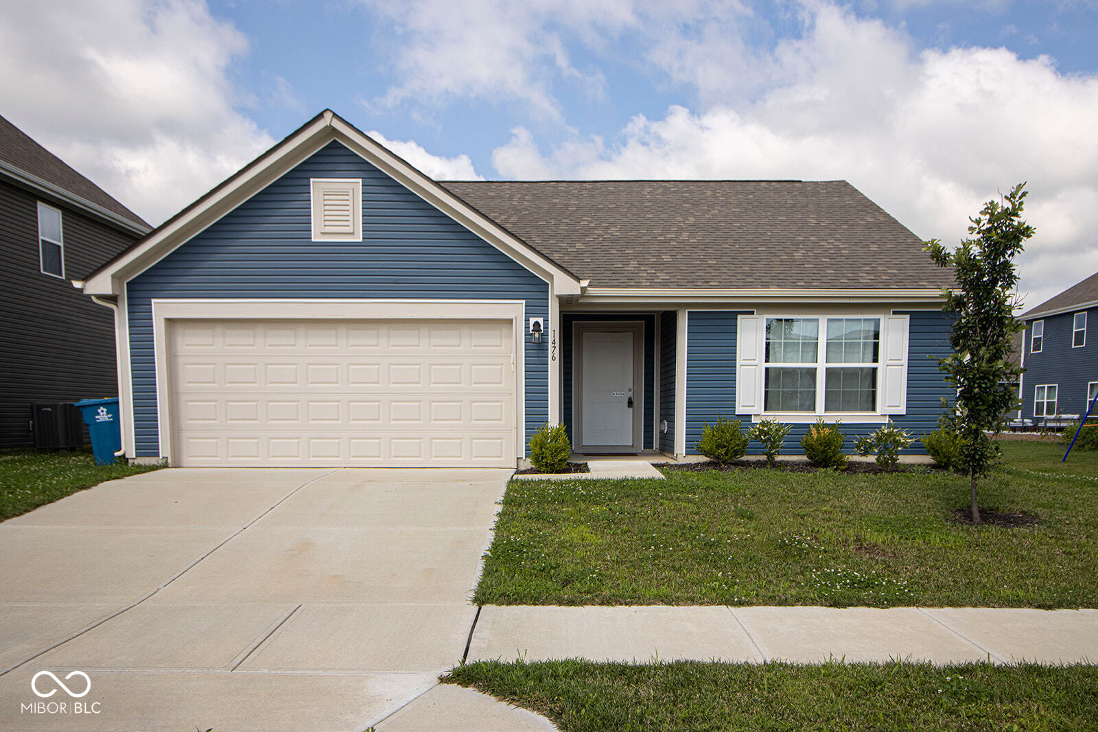 1476 Paper Birch Drive Property Photo 1