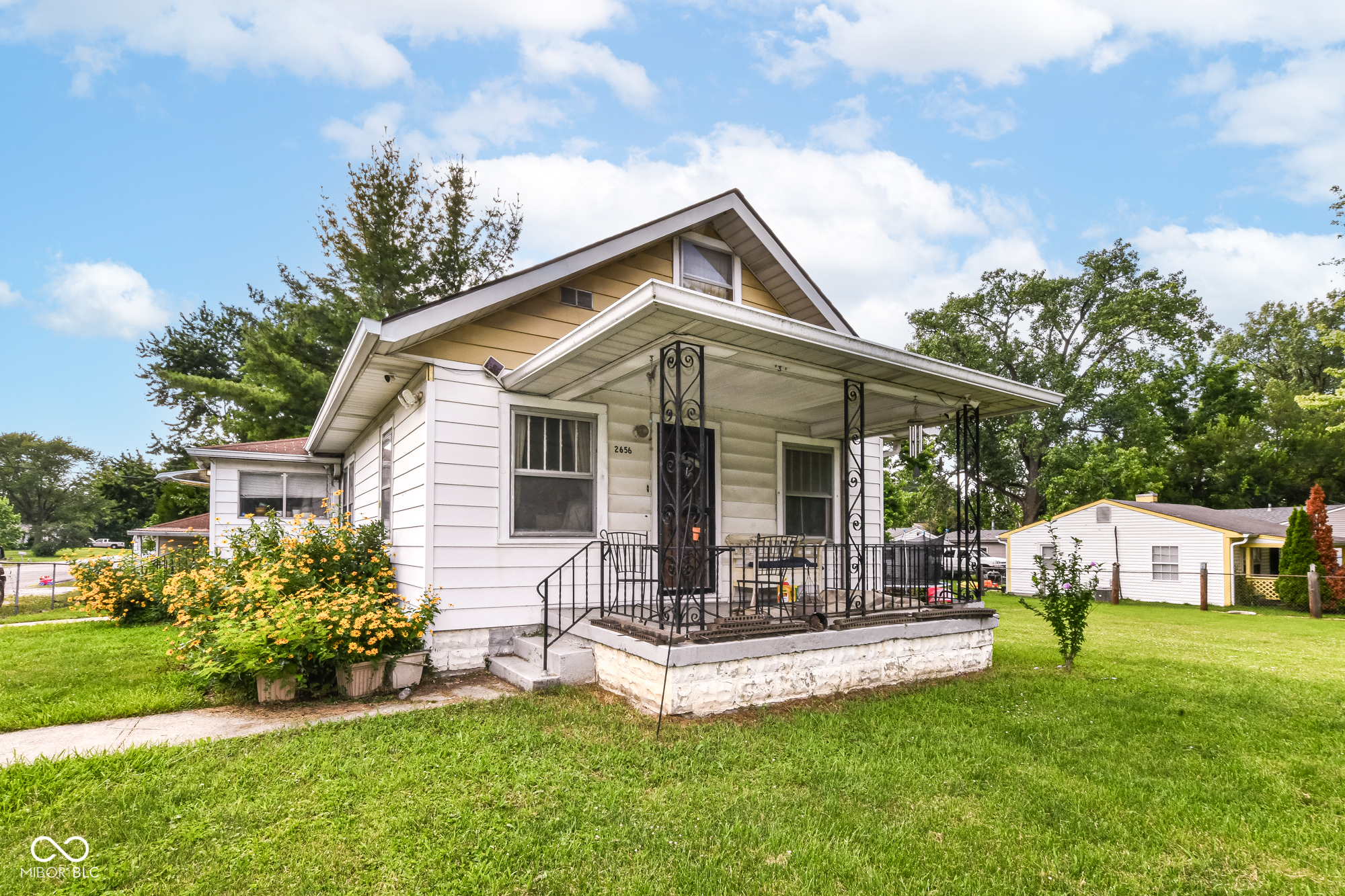 2656 Westbrook Avenue Property Photo 1