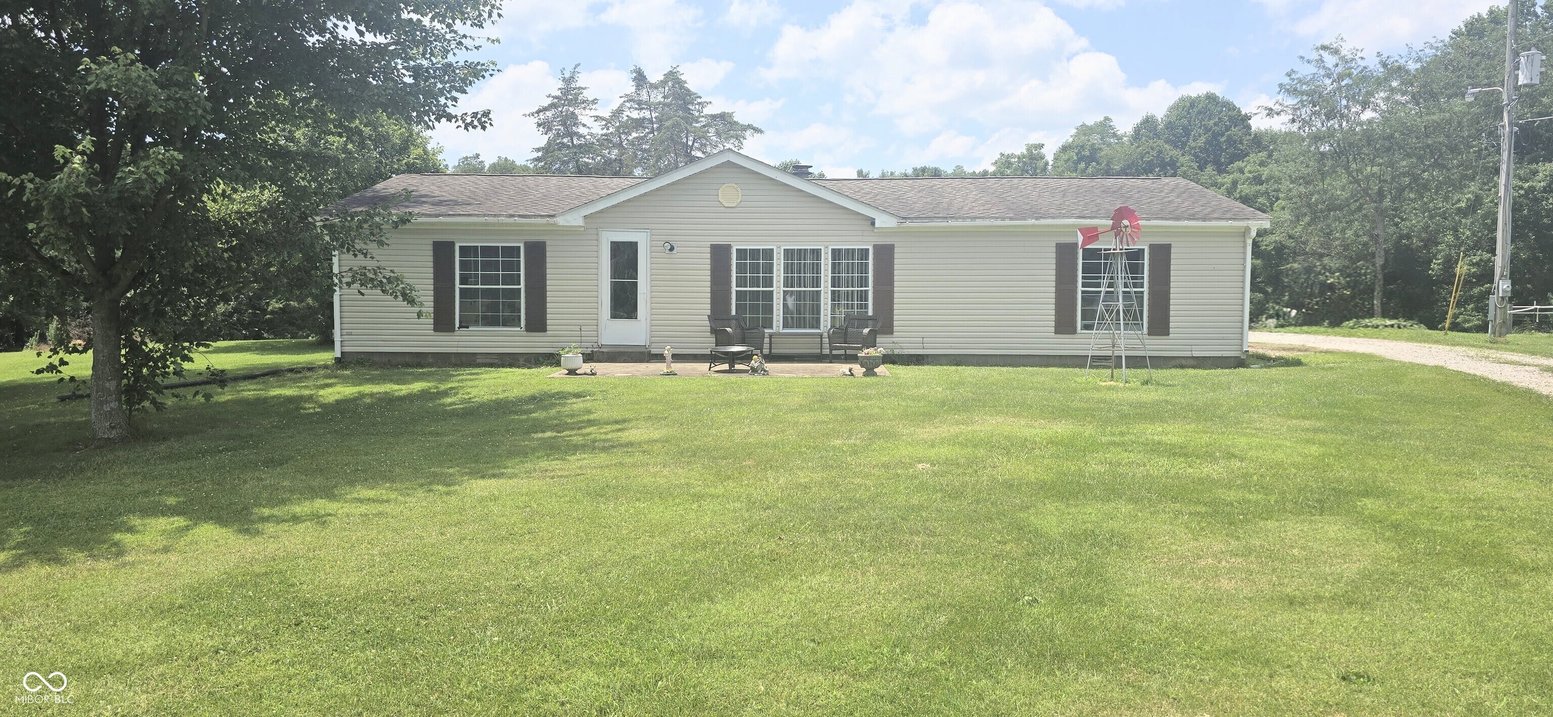 1755 S County Road 250 Property Photo 1