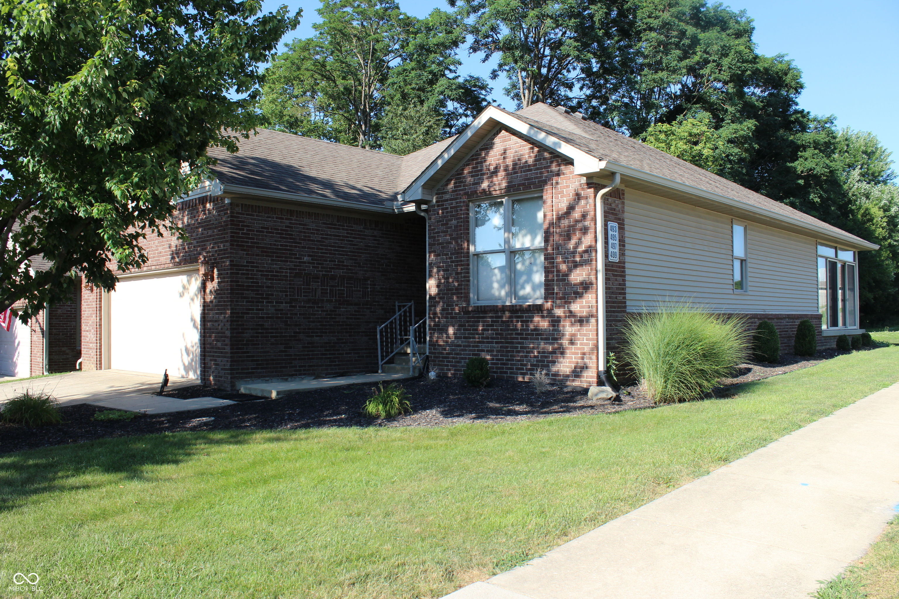 499 Ridgeland Road Property Photo 1