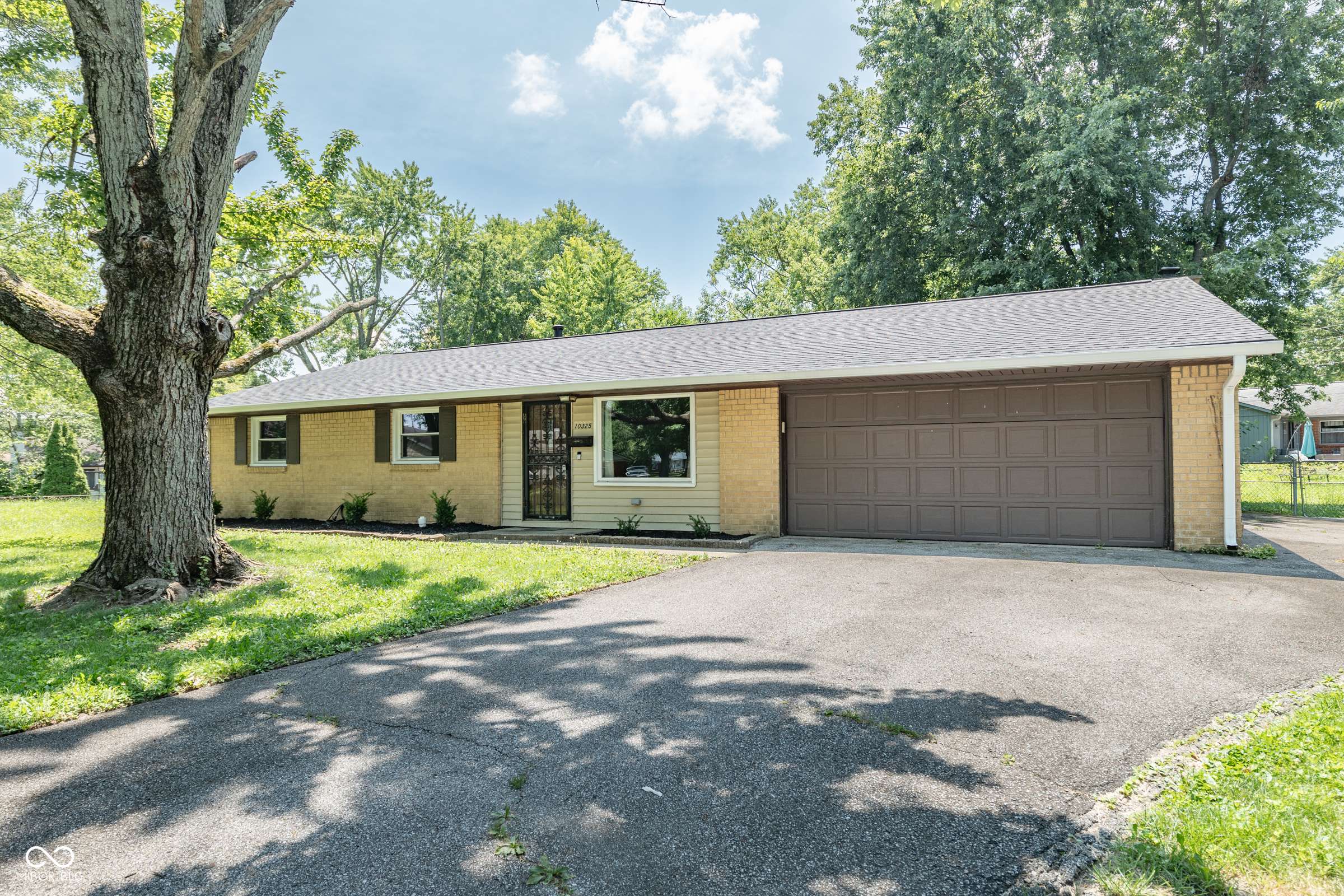 10325 Rockford Court Property Photo 1