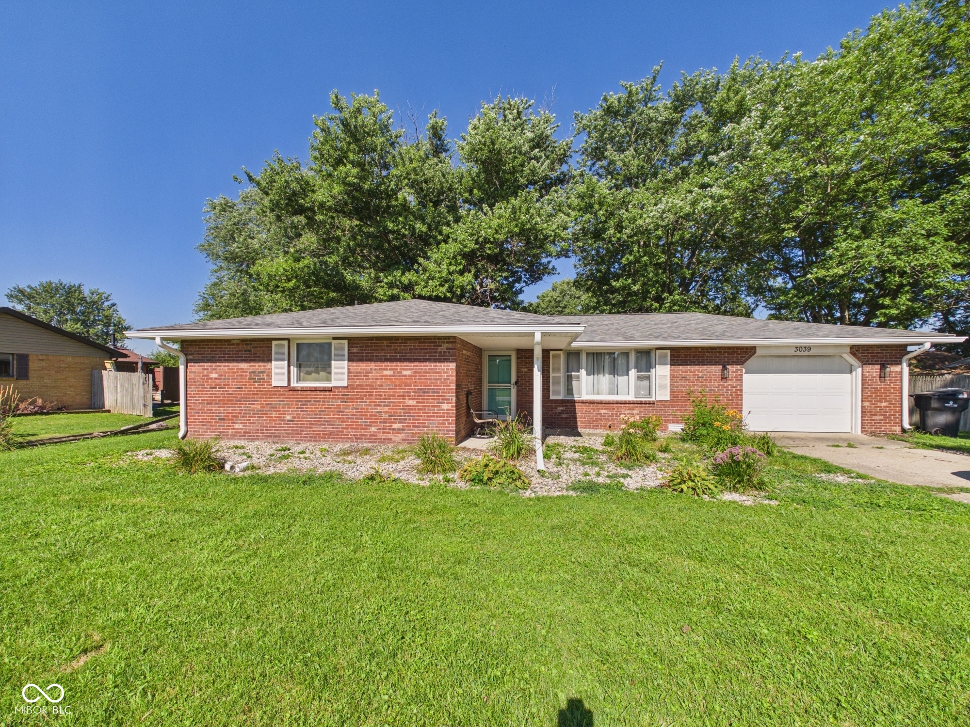 3039 S 450 Property Photo 1