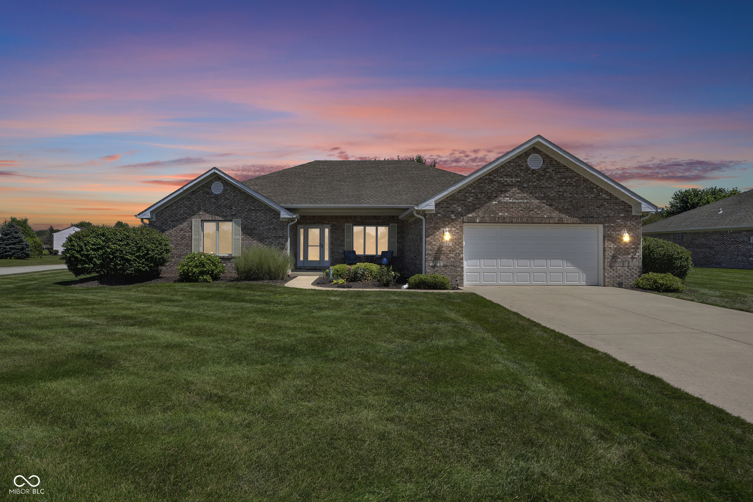 1154 Brunes Boulevard Property Photo 1