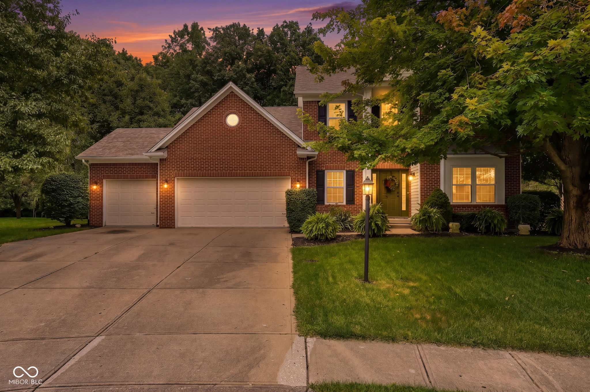 5323 Kidwell Circle Property Photo 1