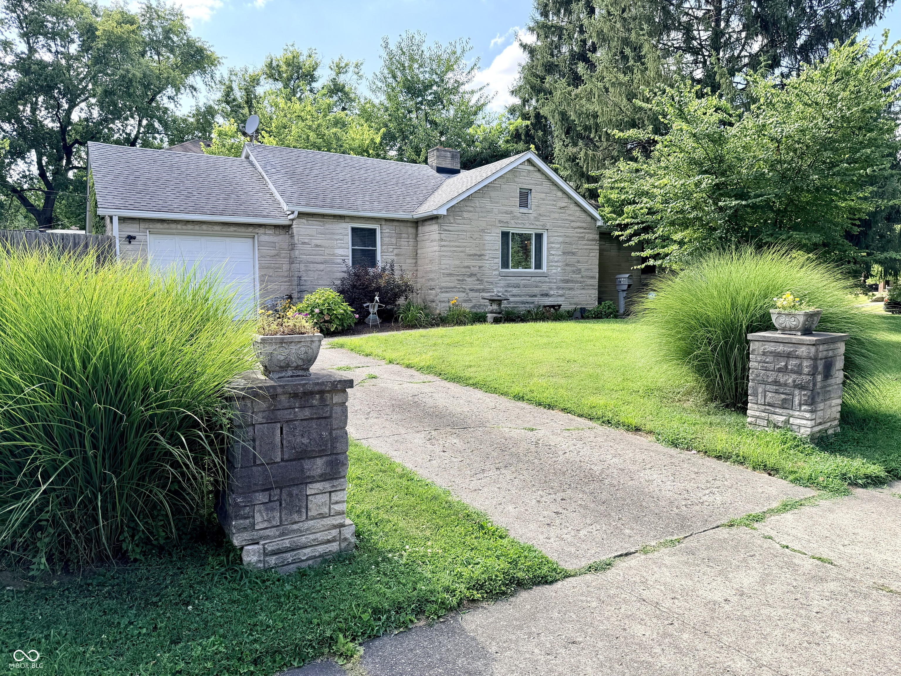 3721 Watson Road Property Photo 1
