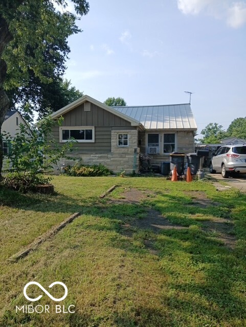 724 Lonsvale Drive Property Photo 1