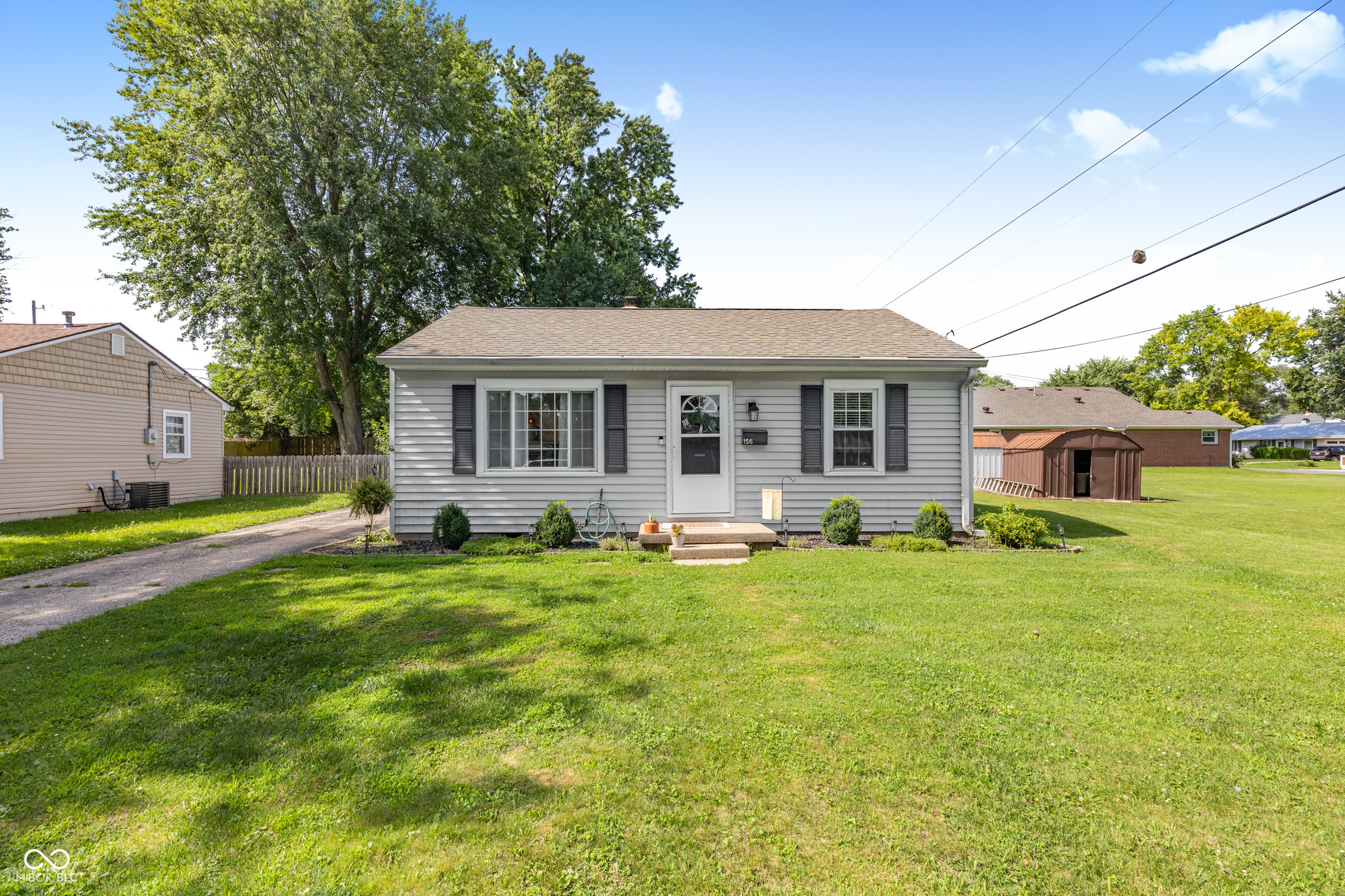 156 E Carlisle Street Property Photo 1