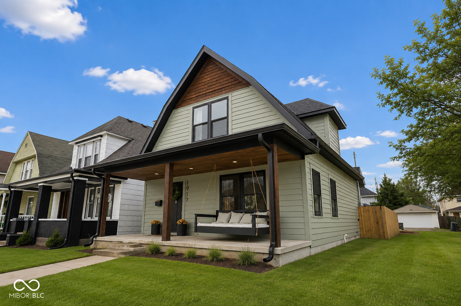 1917 Hoyt Avenue Property Photo 1