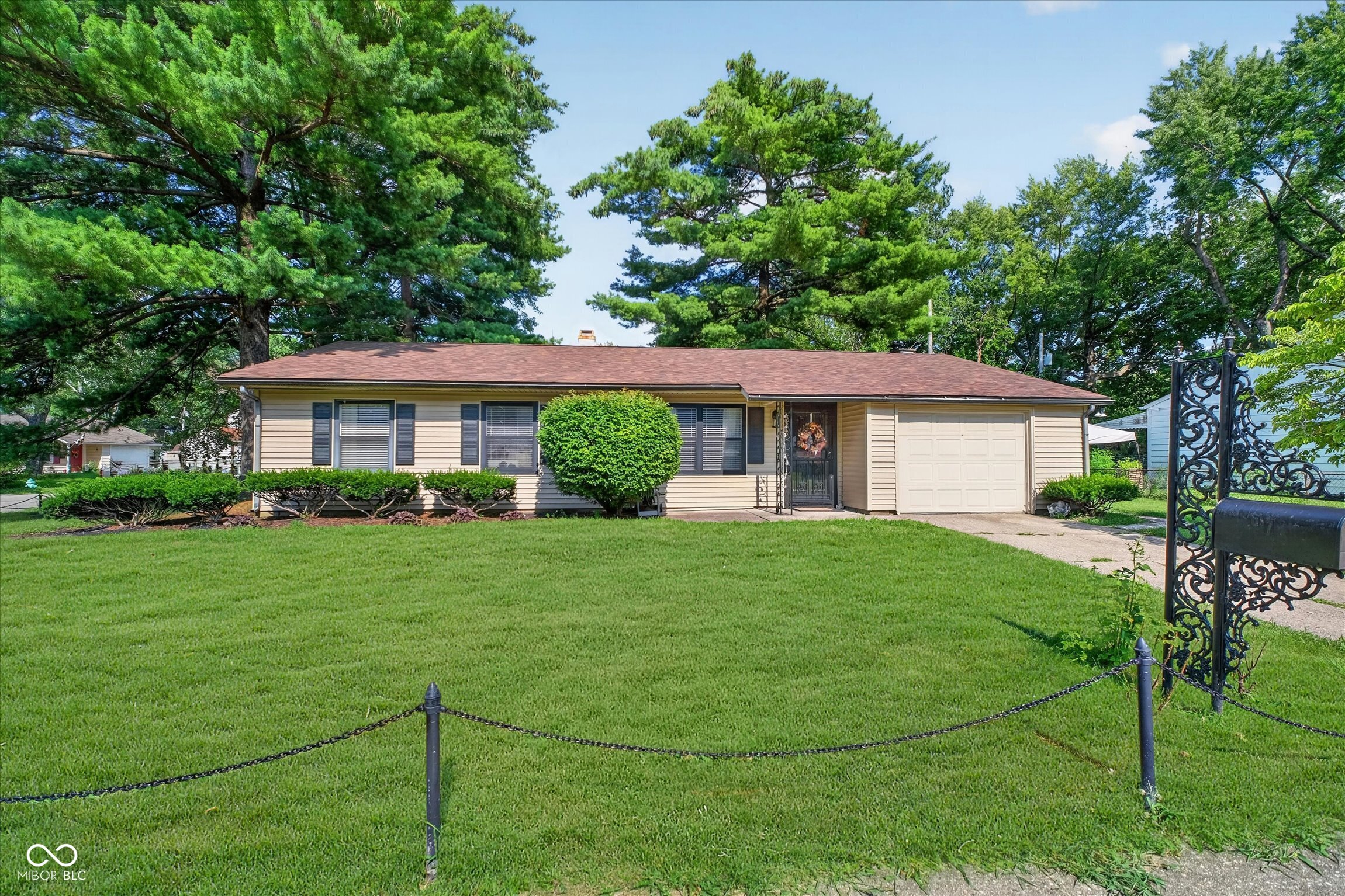 3675 Kline N Drive Property Photo 1