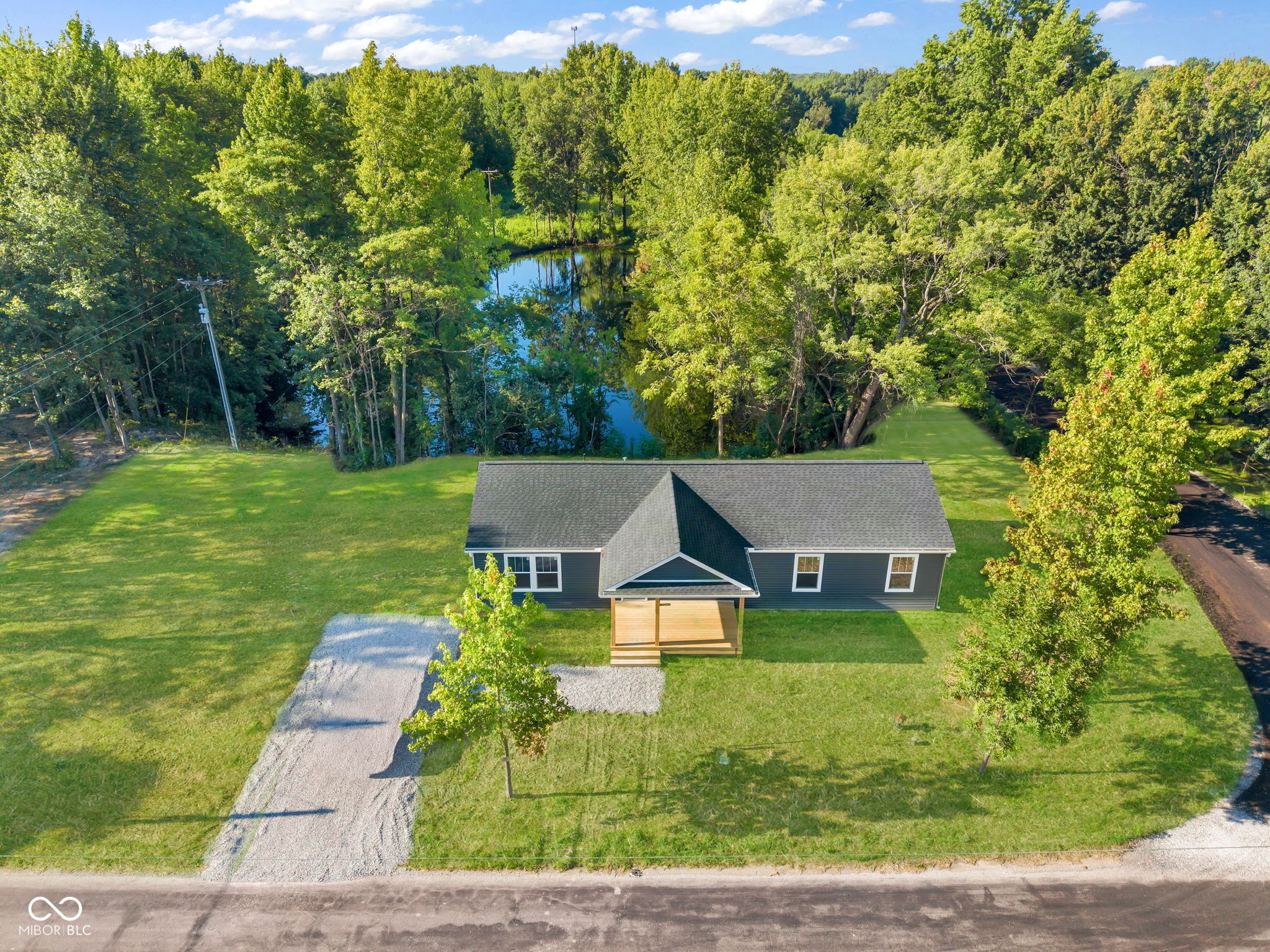 1311 W White Rock Road Property Photo 1
