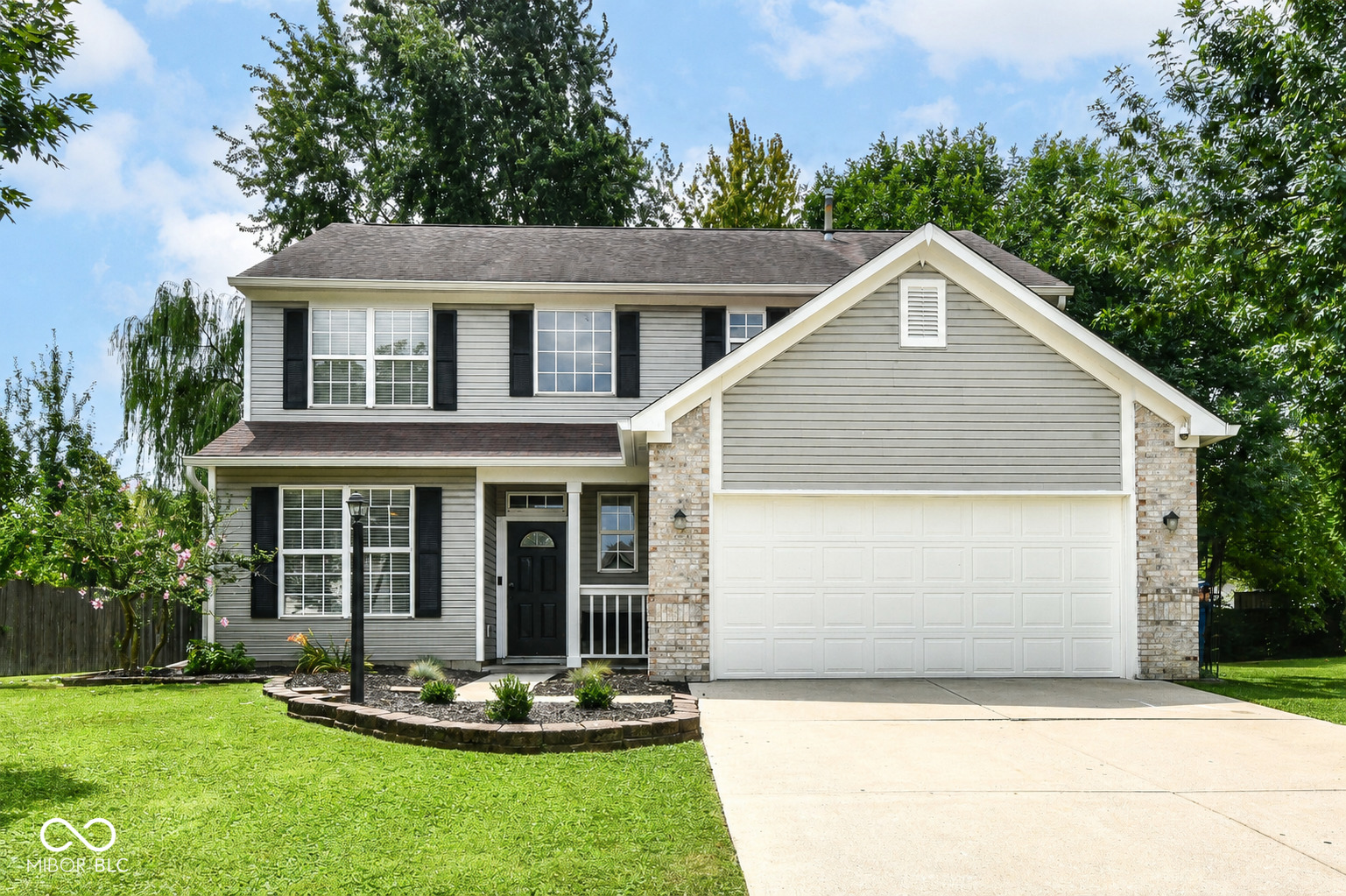 10043 Sanger Drive Property Photo 1