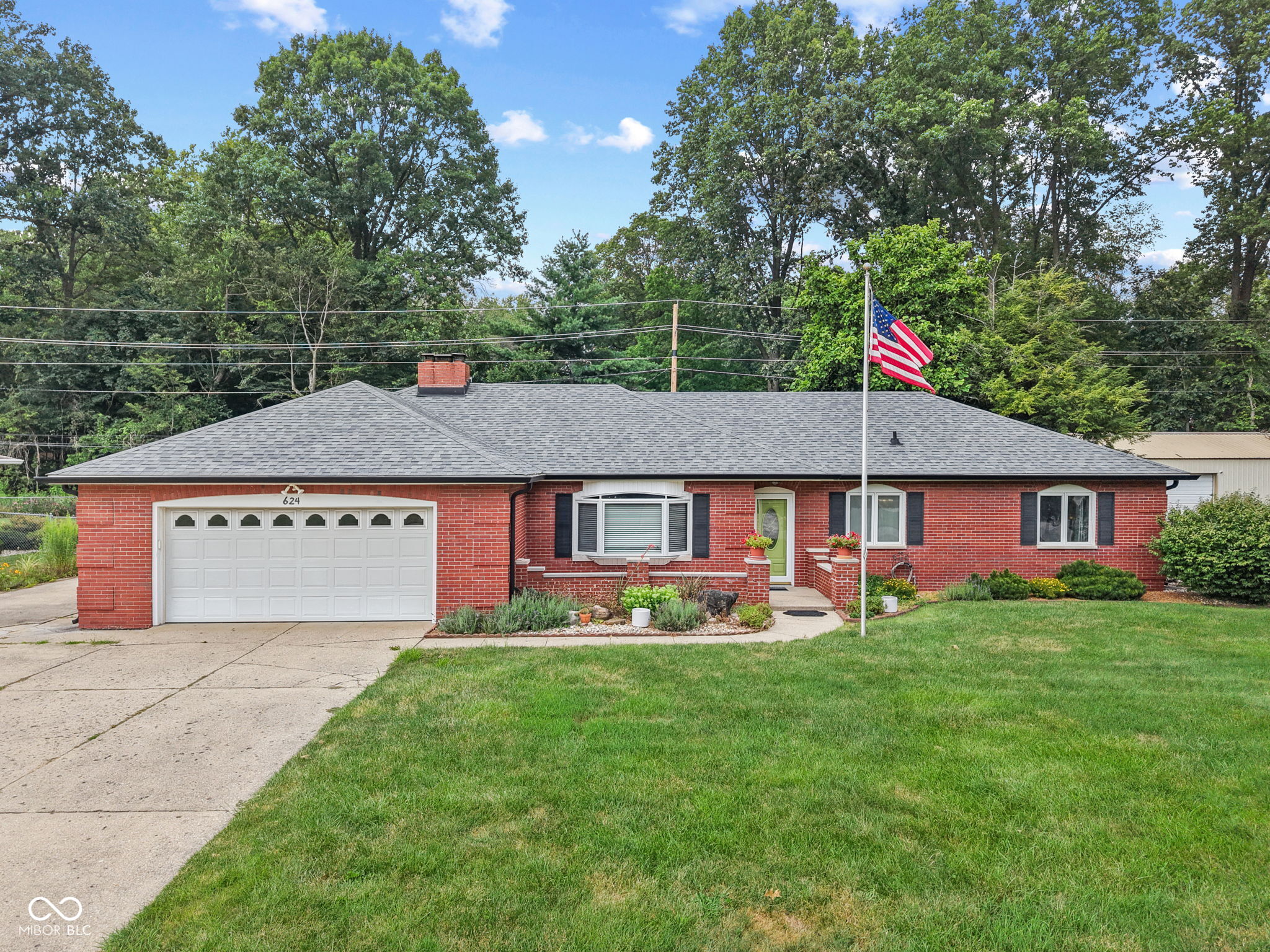 624 Griffin Road Property Photo 1