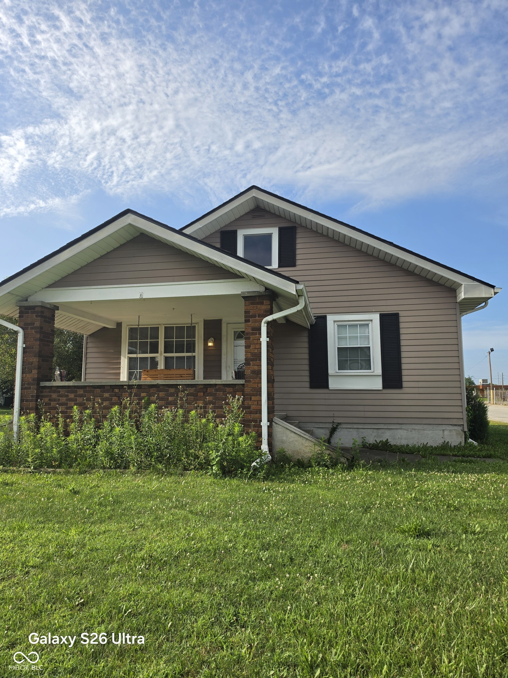 421 W Pendleton Avenue Property Photo 1