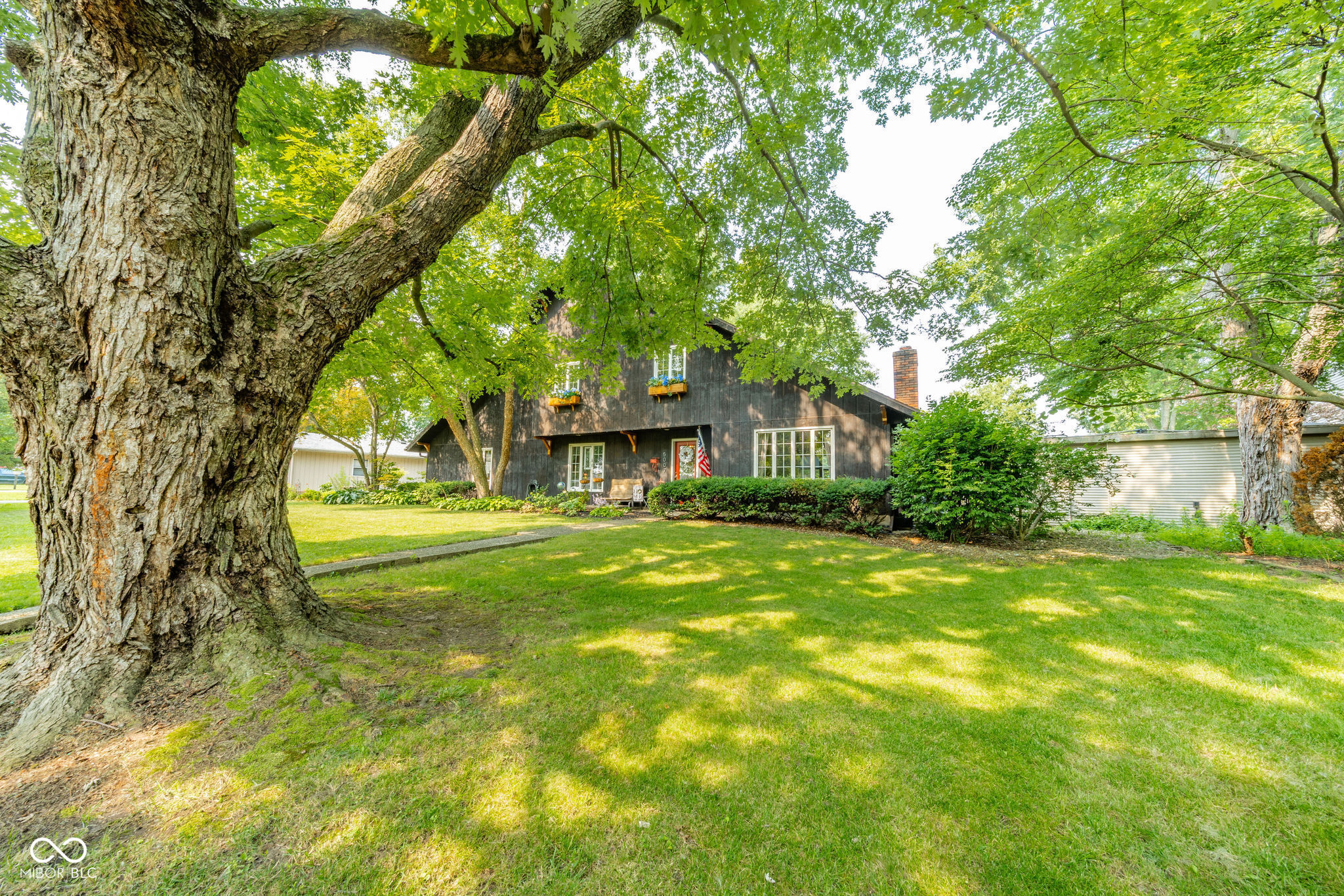 5007 N Cornwall Property Photo 1