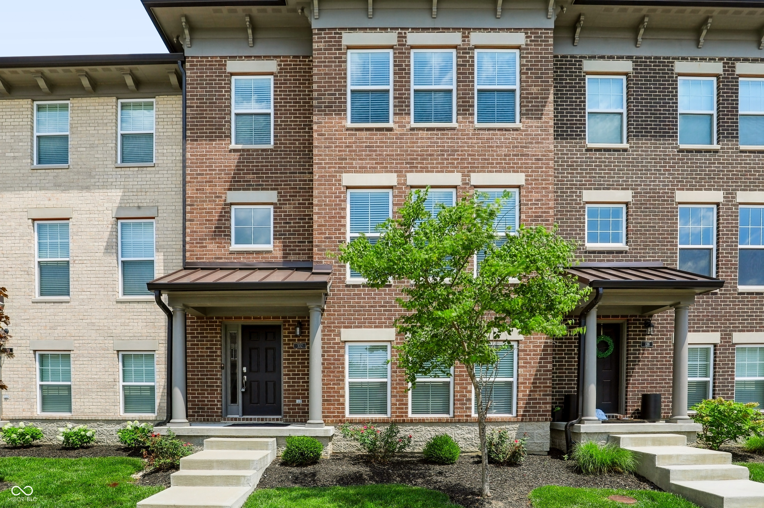 332 Fairfax Way