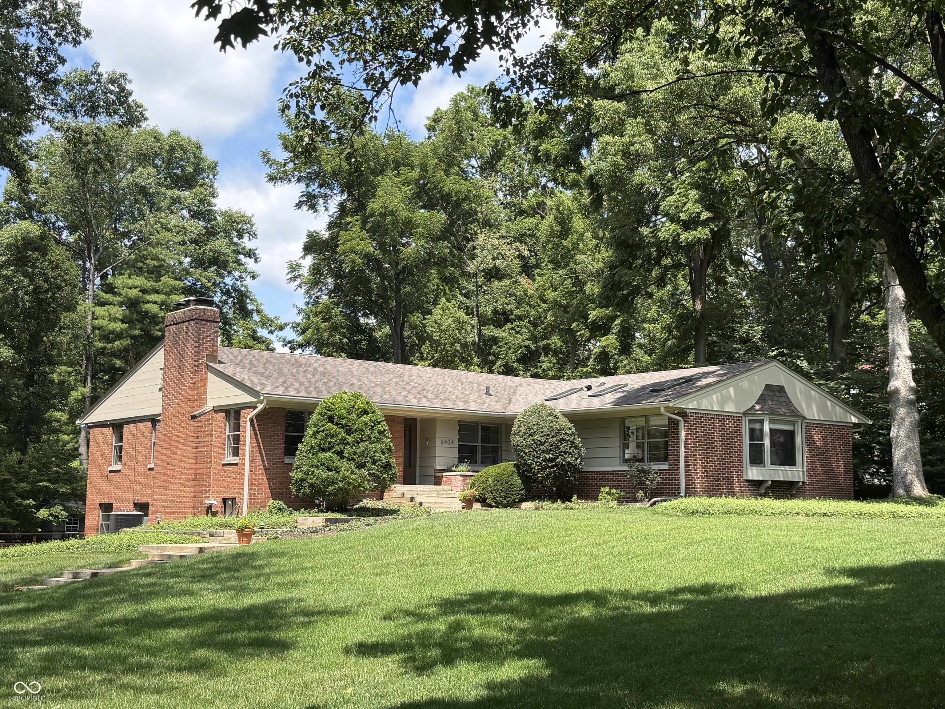 6404 N Sherman Drive Property Photo 1