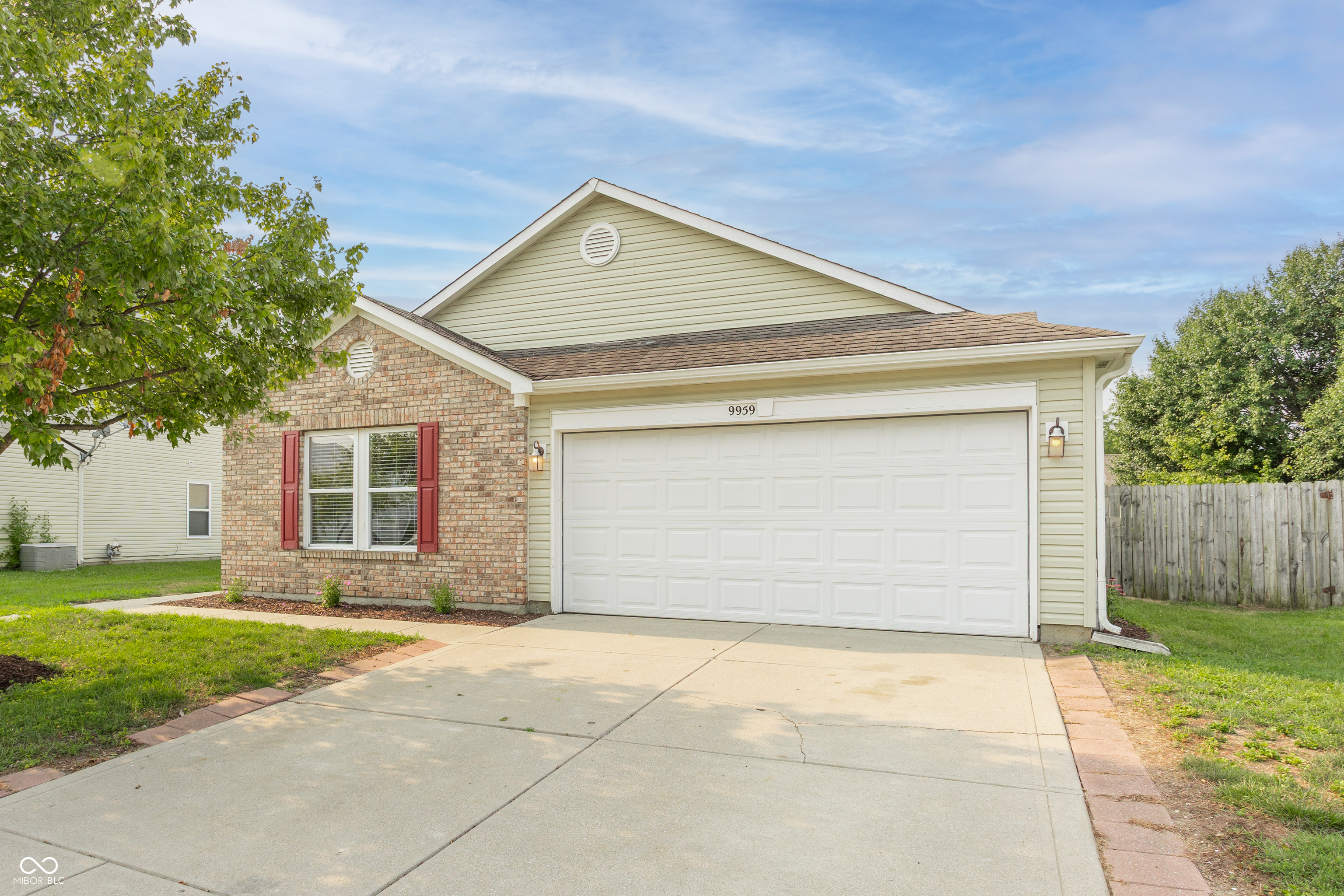 9959 Olympic Circle Property Photo 1