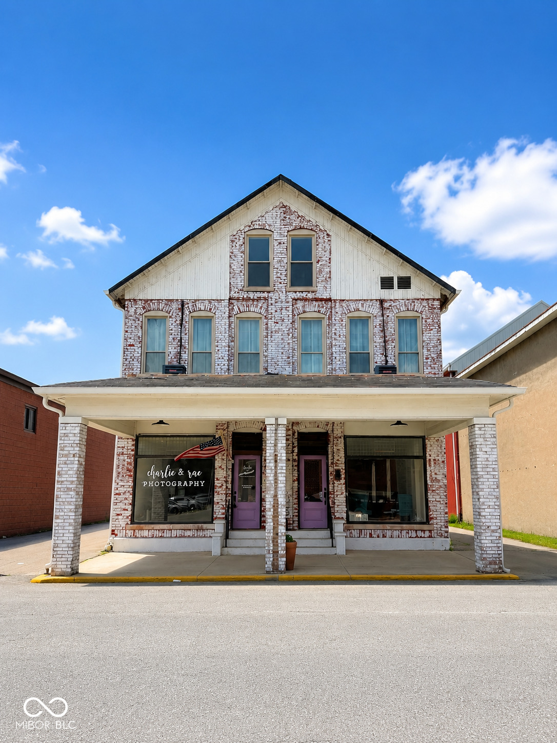 22115552 Property Photo 1