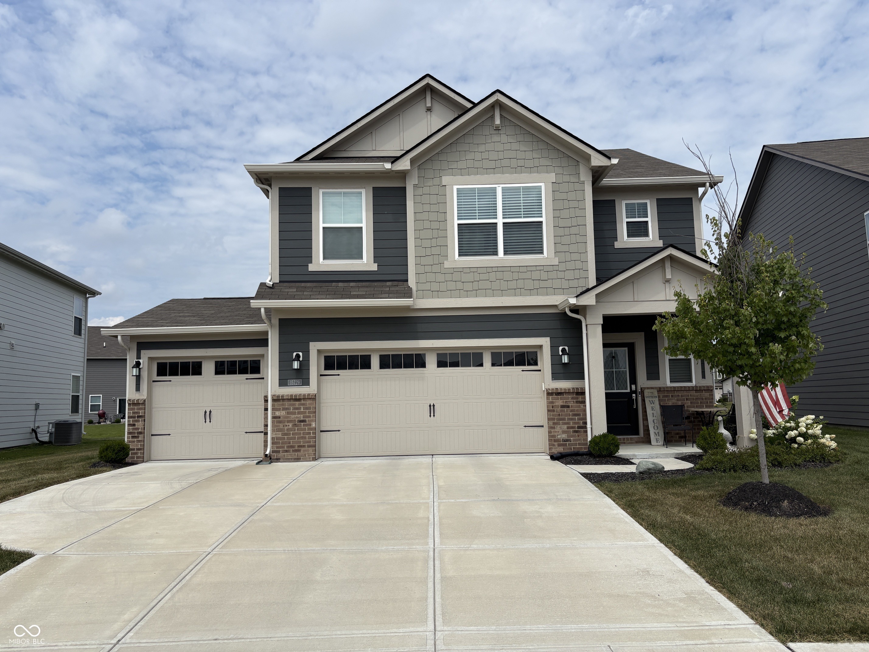 15729 Winnower Drive Property Photo 1