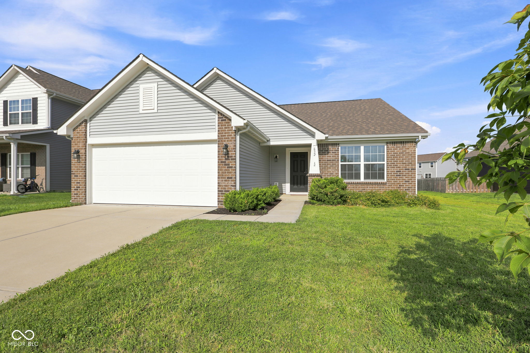 632 N Crystal Drive Property Photo 1