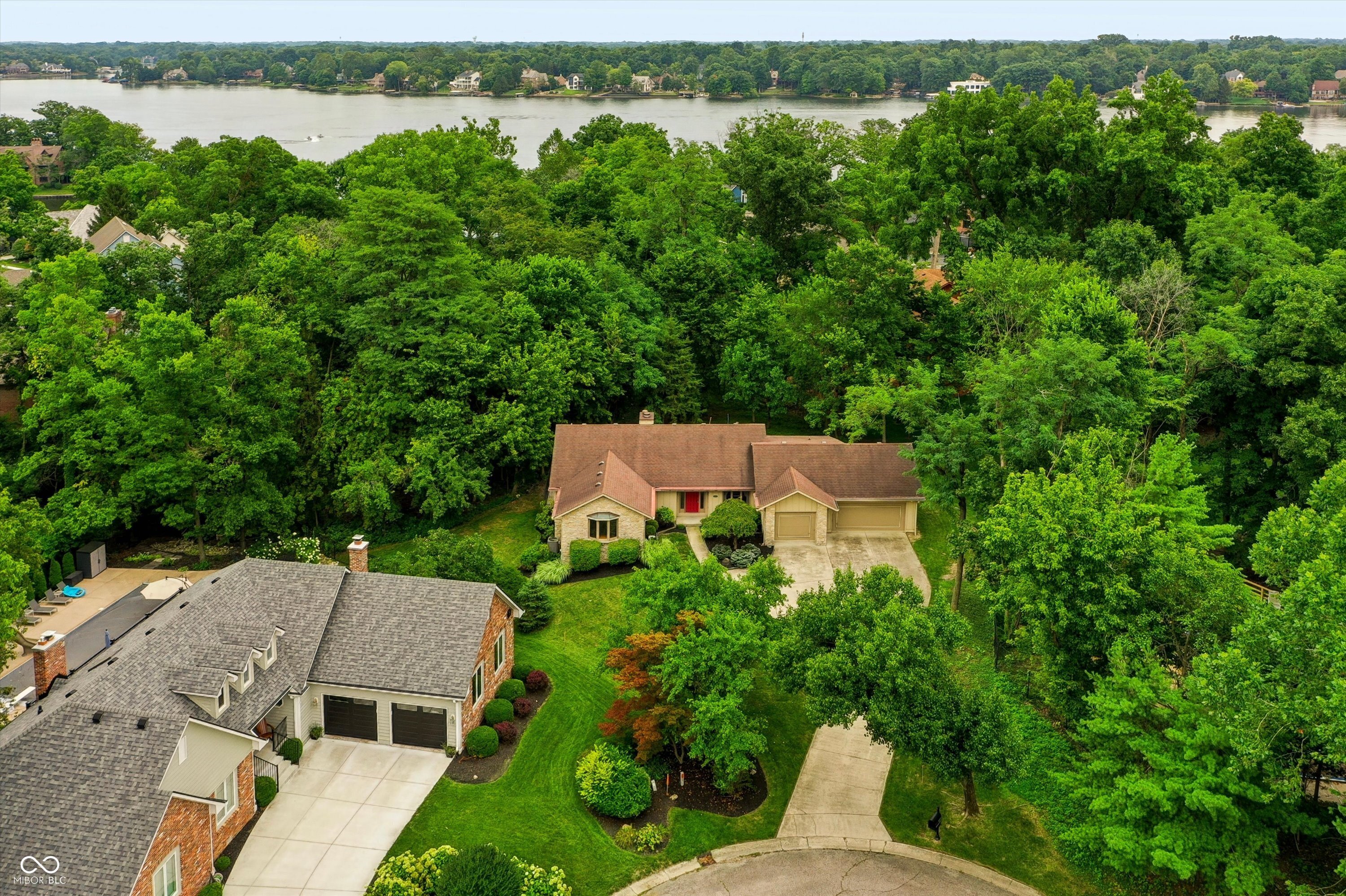 8537 Helmsman Circle Property Photo 1