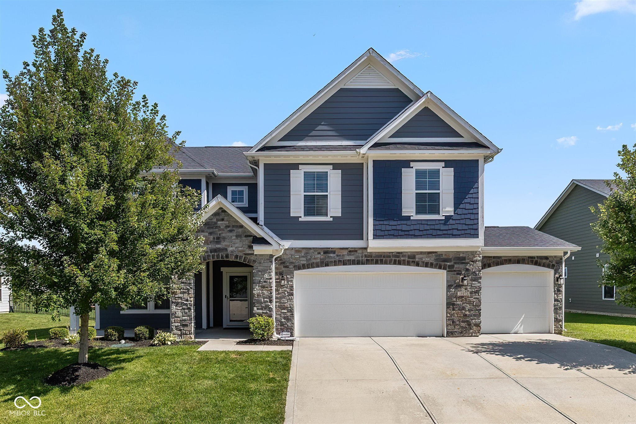 15973 Trestle Drive Property Photo 1