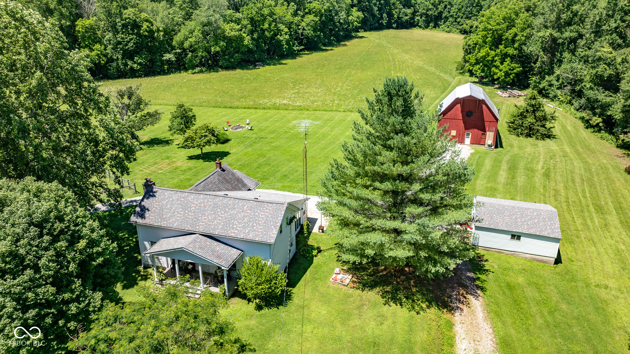8108 S County Road 450 Property Photo 1