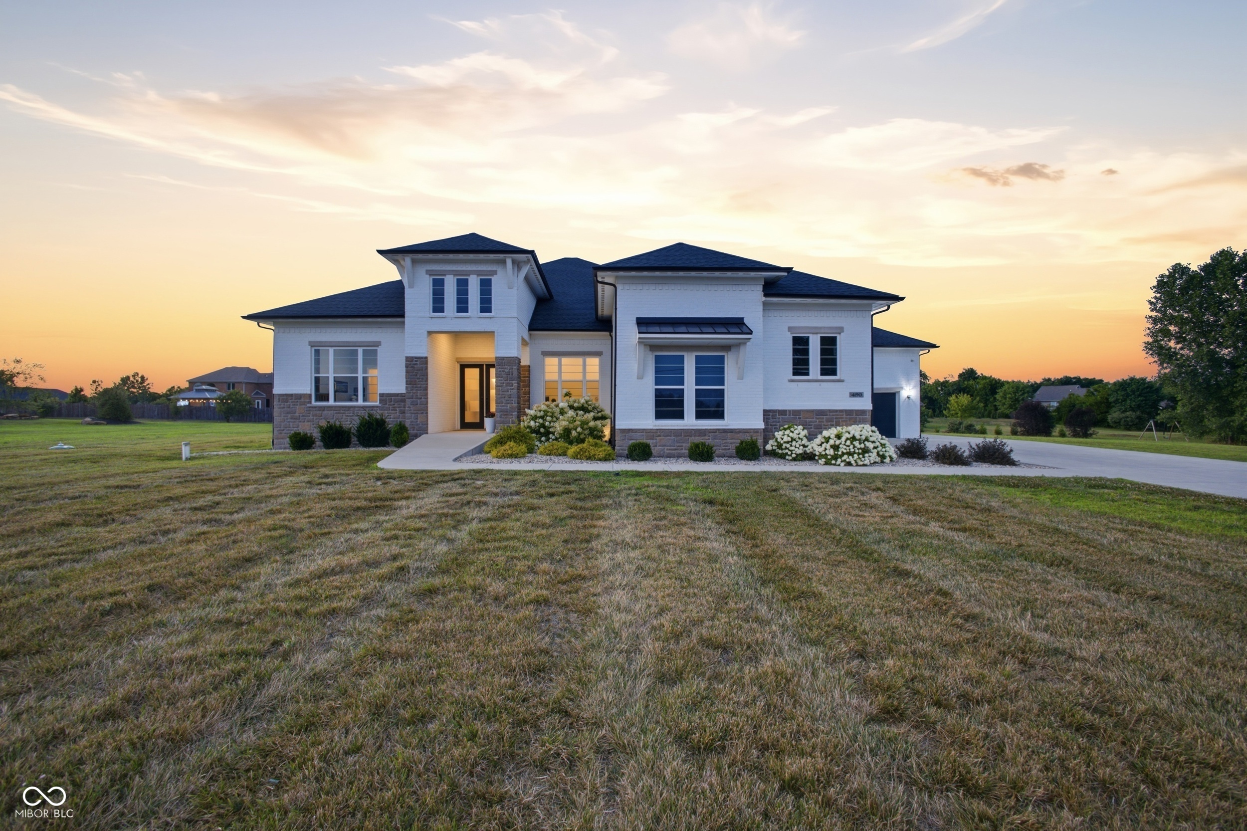 4190 E County Road 100
