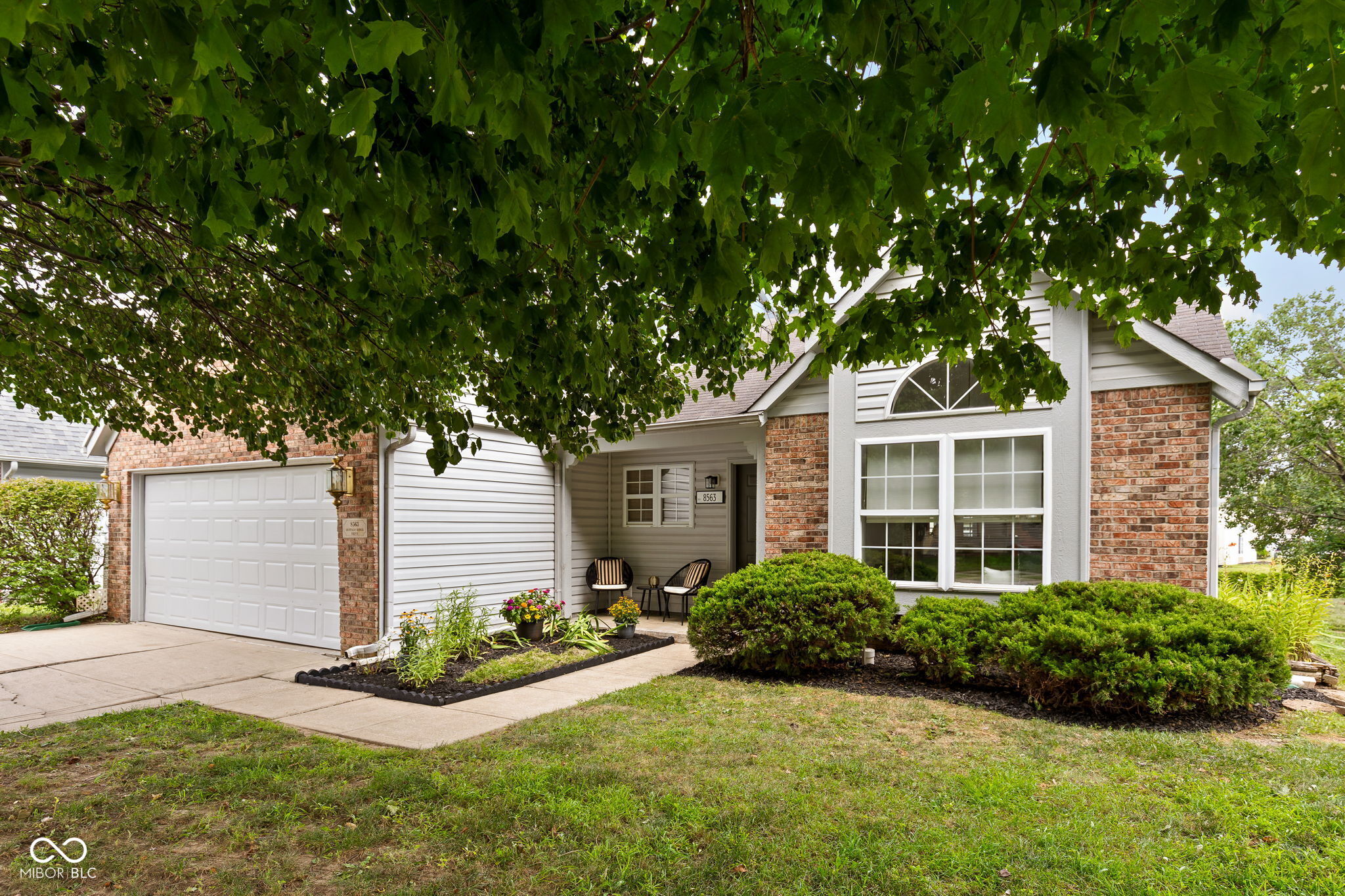 8563 Buffalo Ridge Drive Property Photo 1