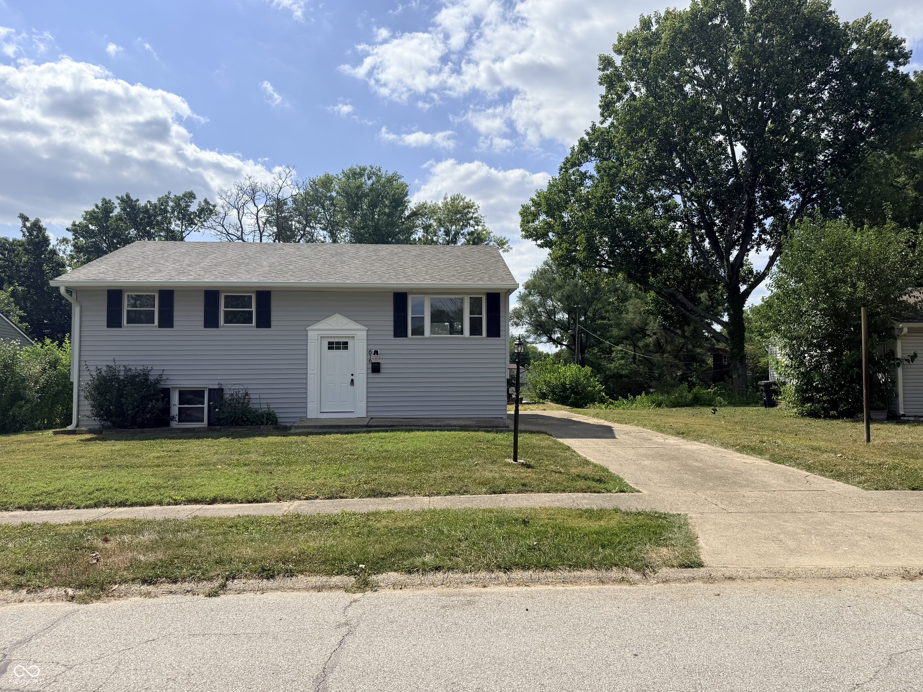 616 Rose Lane Property Photo 1
