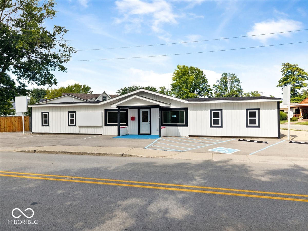 226 E Pendleton Avenue Property Photo 1
