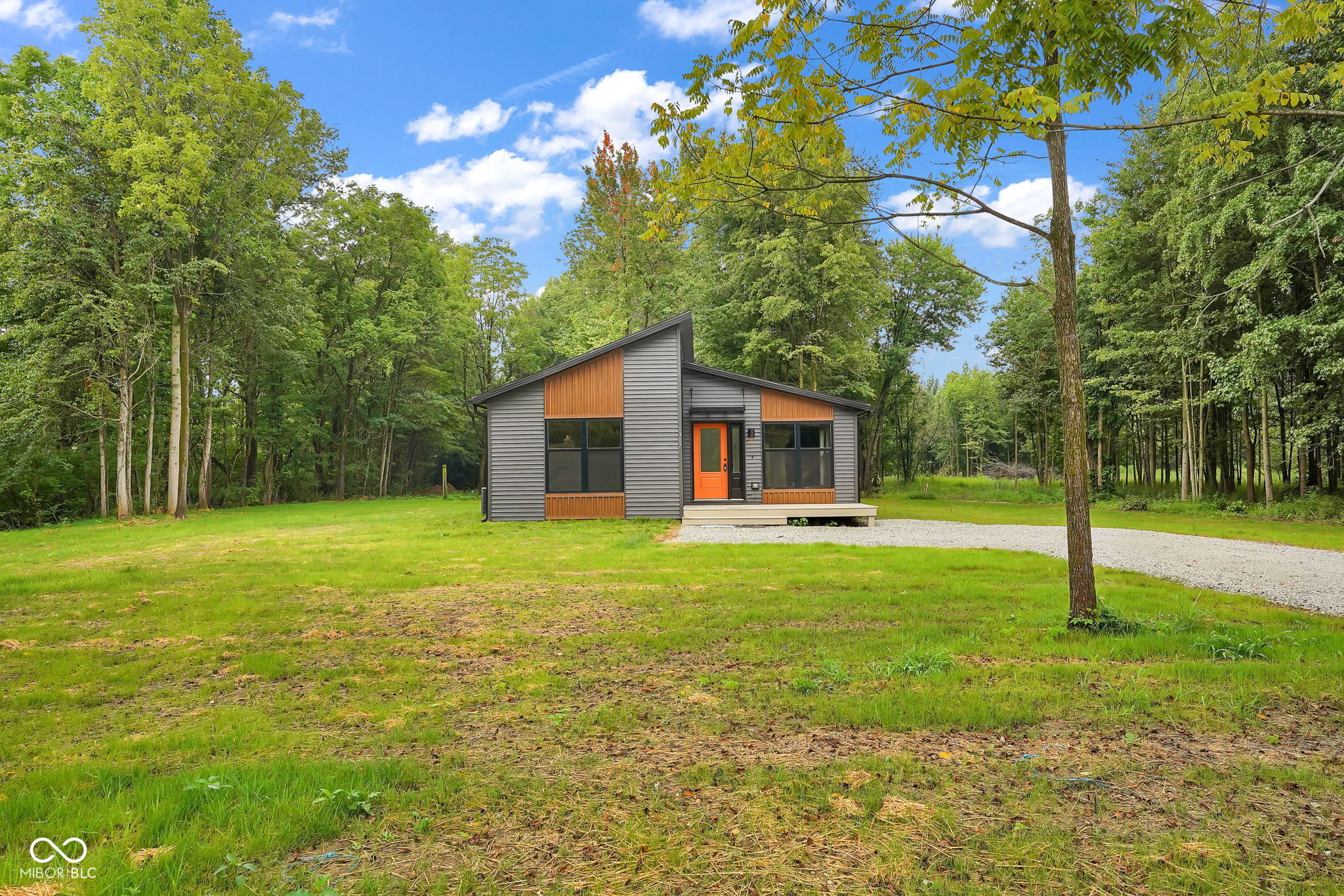 1307 W White Rock Road Property Photo 1
