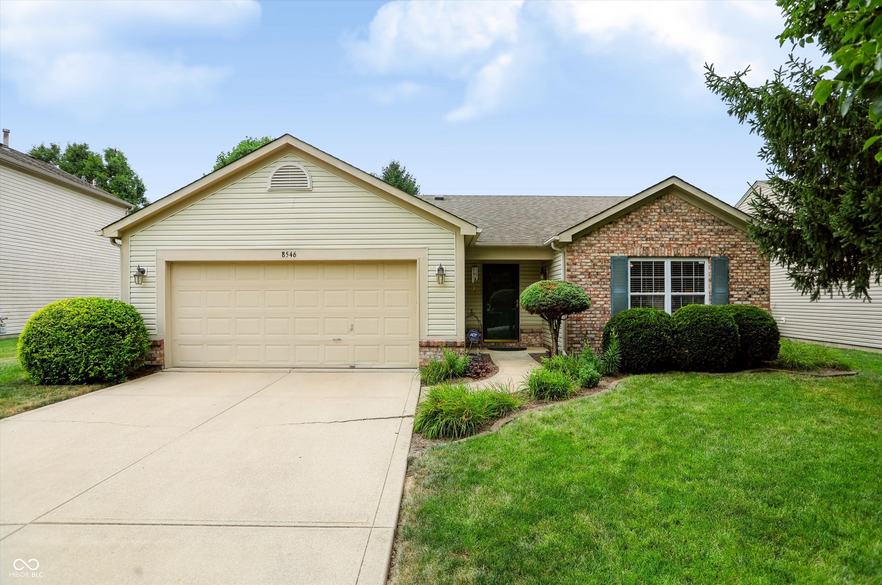 8546 Smithfield Lane Property Photo 1