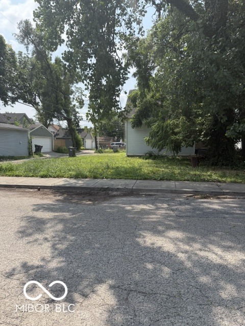 531 E 20th Street Property Photo 1