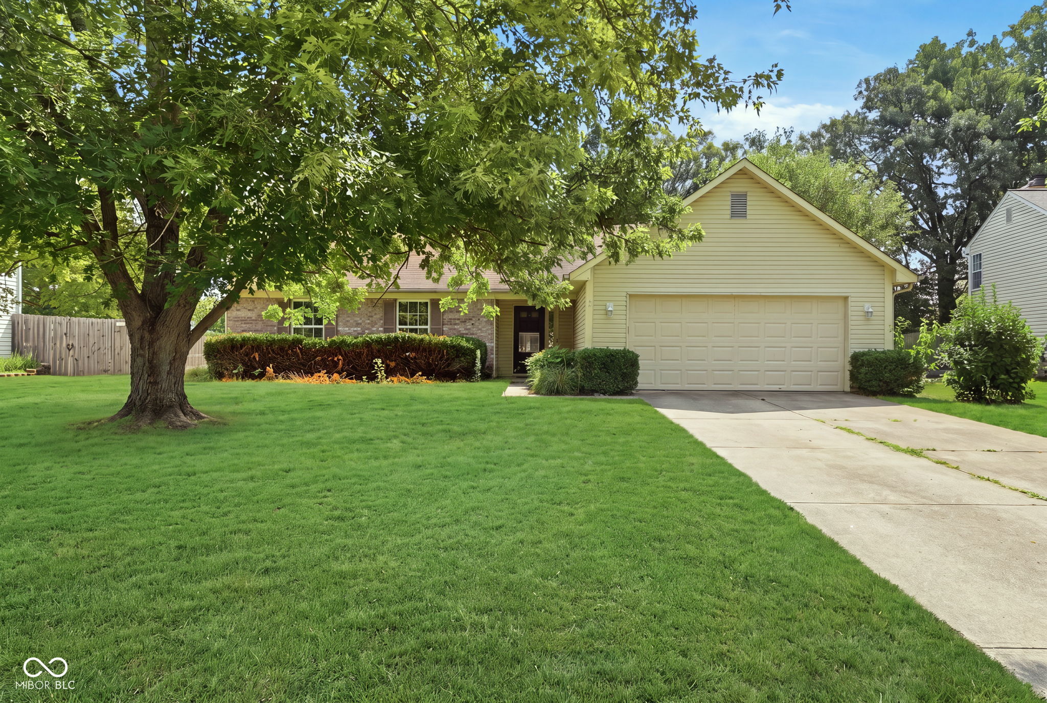 571 Port Property Photo 1