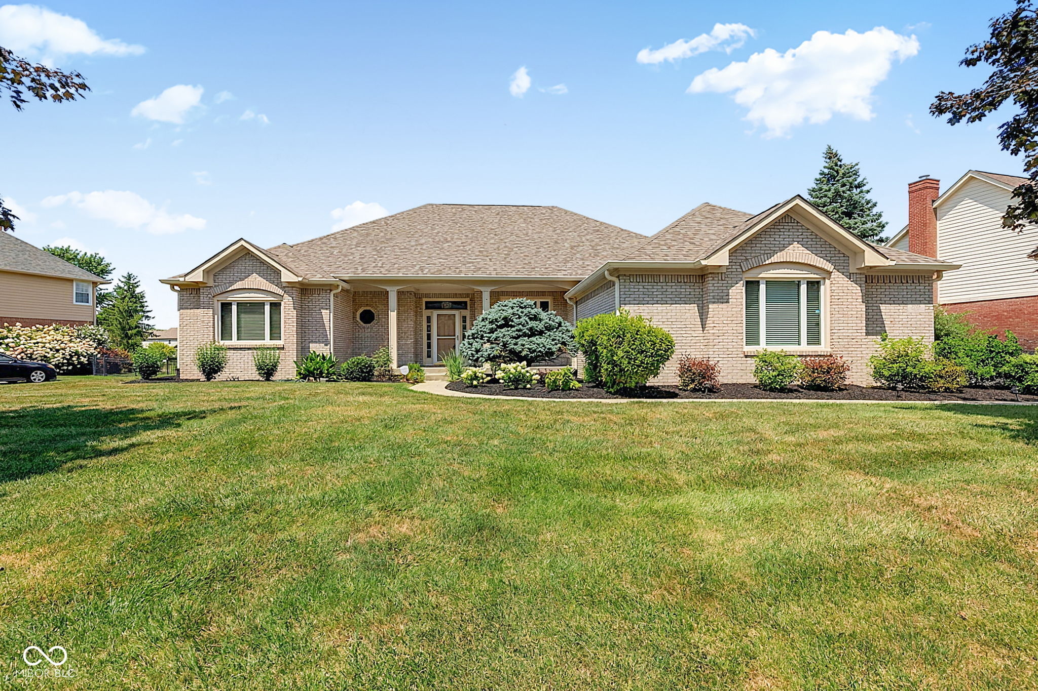 9935 Water Crest Drive Property Photo 1