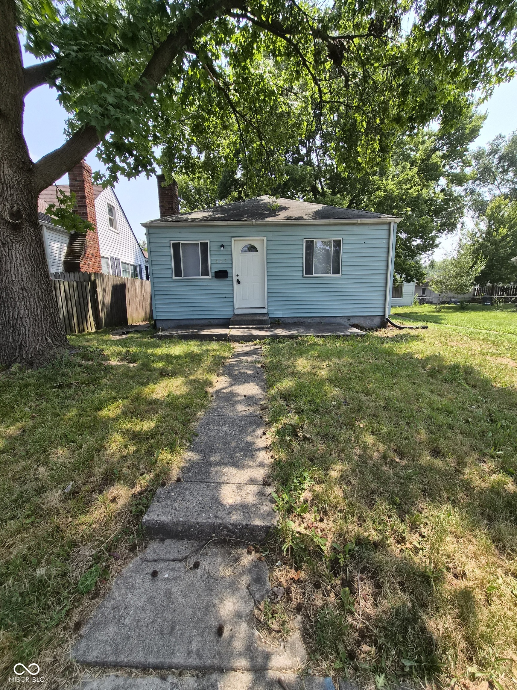 647 N Berwick Avenue Property Photo 1