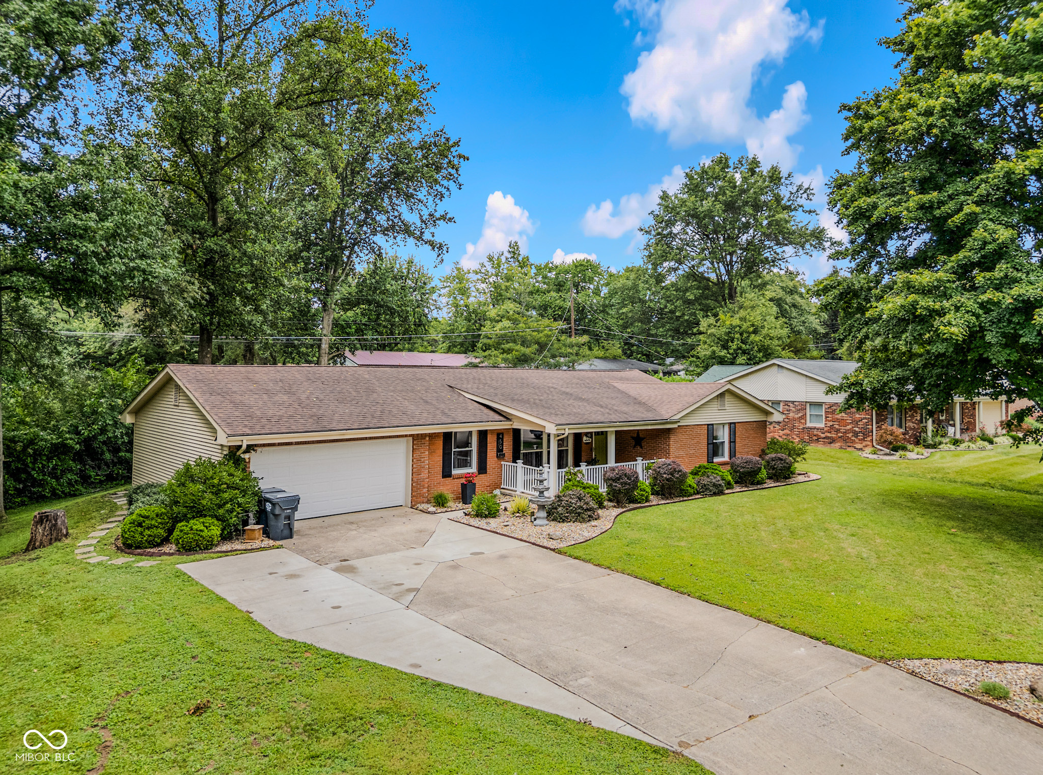 450 Mutton Creek Property Photo 1
