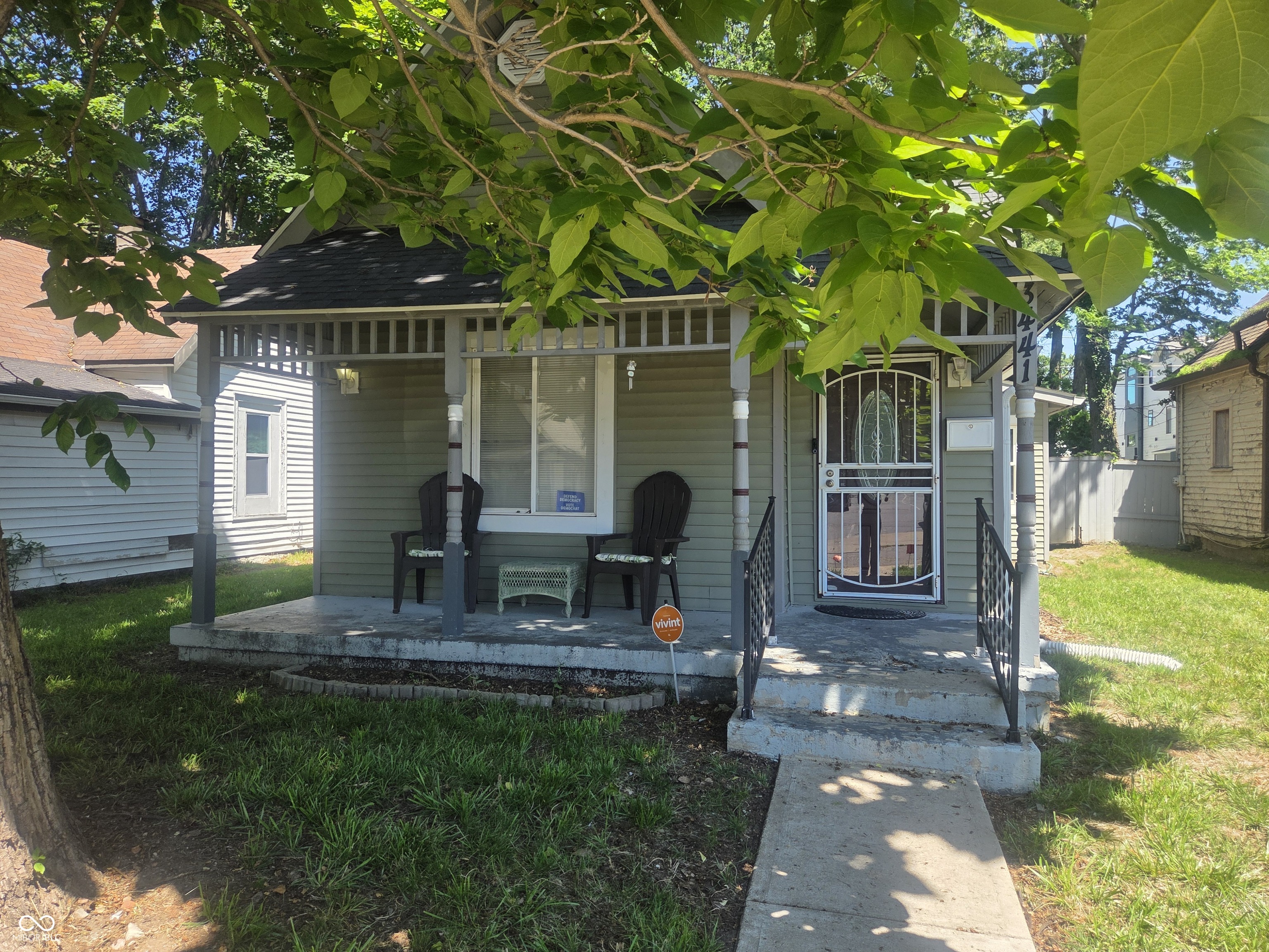 3441 N Graceland Drive