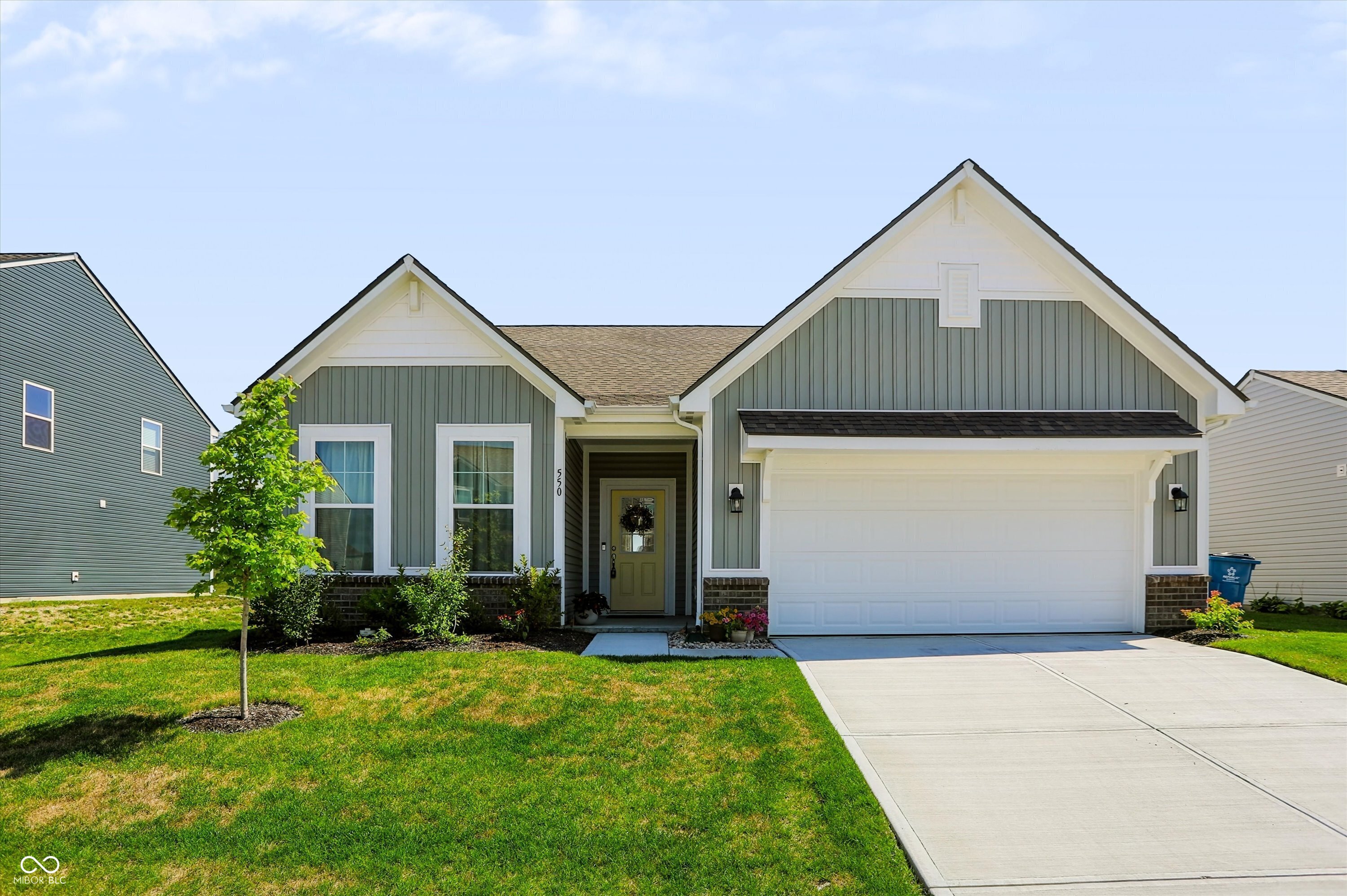 550 Alder Way Property Photo 1