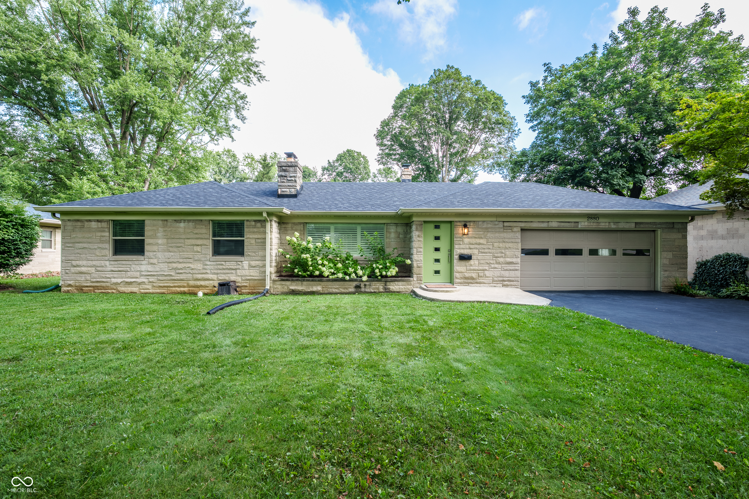 2880 Kessler Boulevard East Drive Property Photo 1
