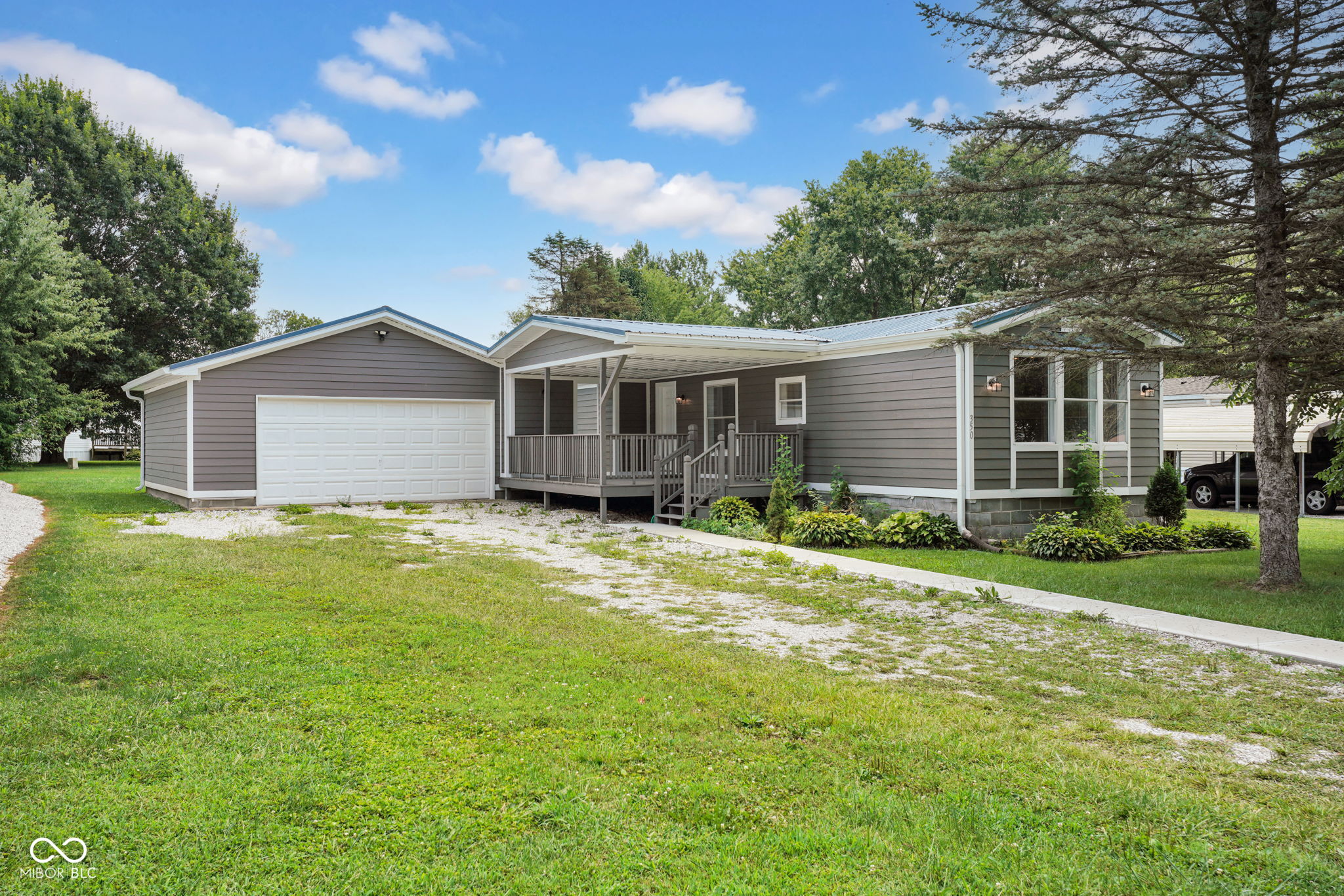 350 Lazy River Road Property Photo 1