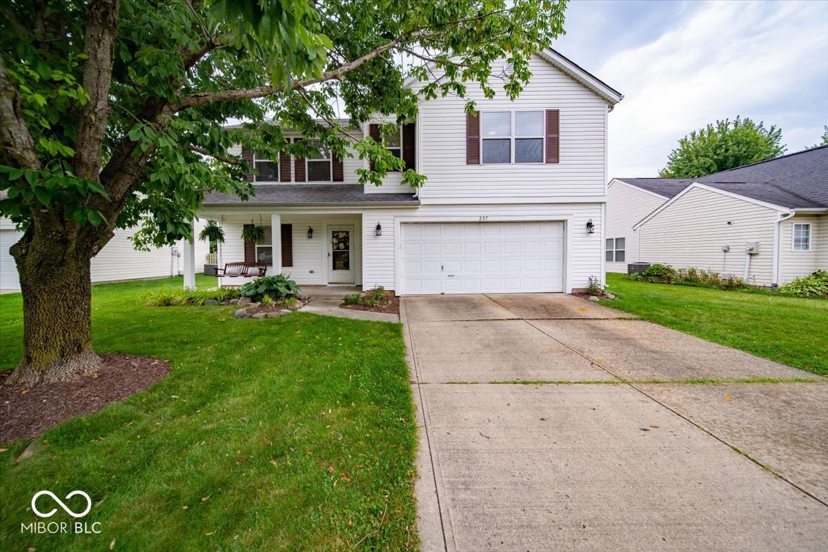 237 Winslow Drive Property Photo 1