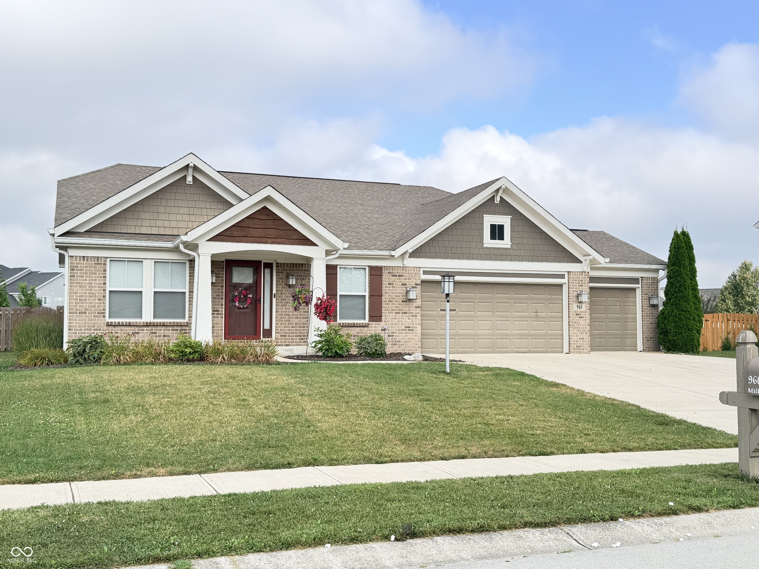 960 Miller Court